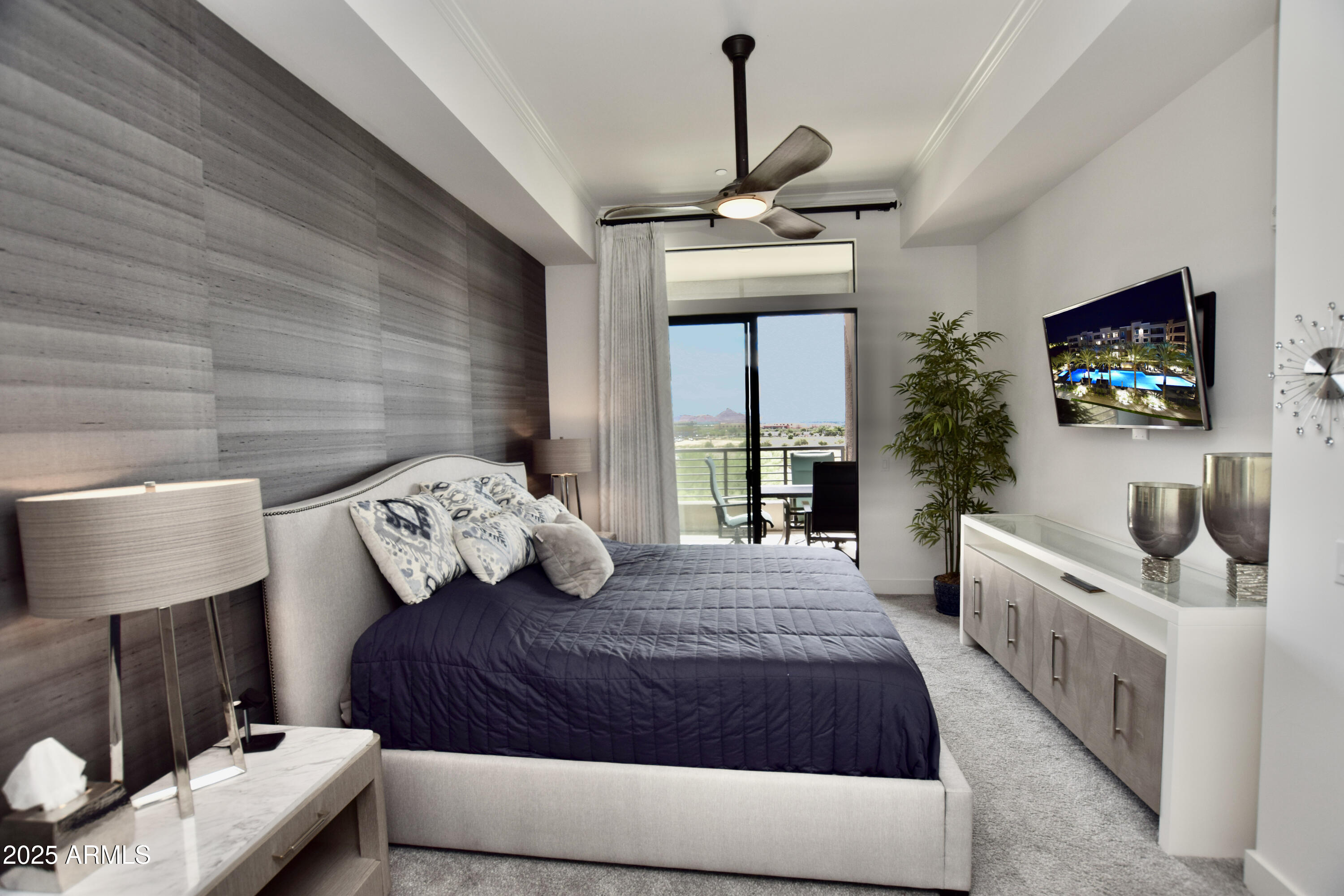 5250 E DEER VALLEY Drive, 405