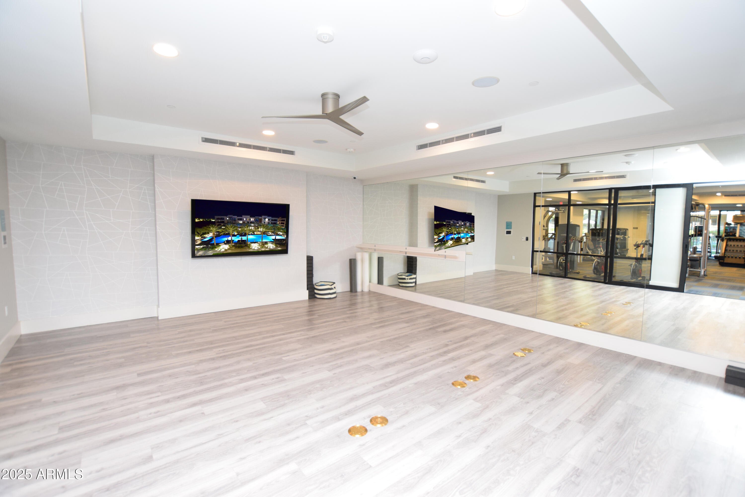 5250 E DEER VALLEY Drive, 405