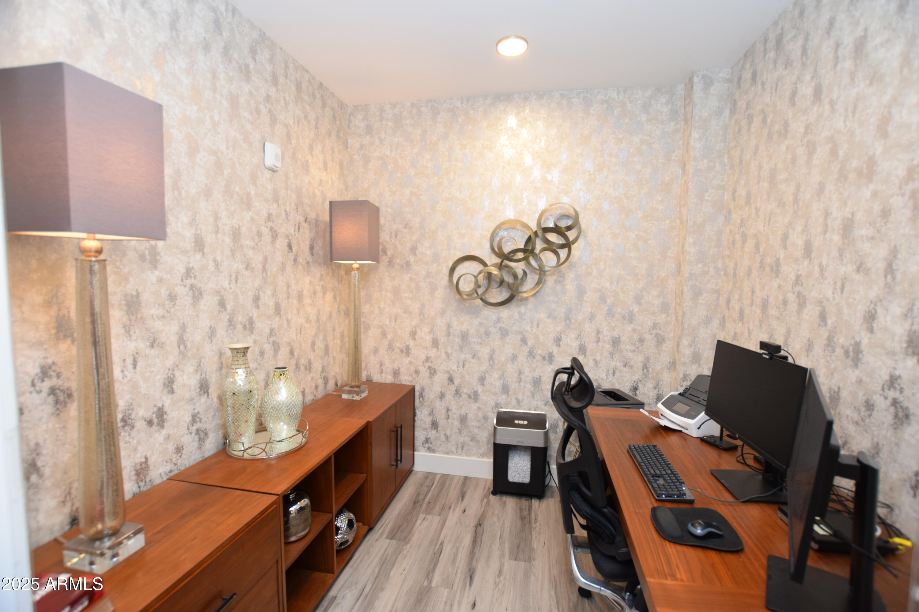 5250 E DEER VALLEY Drive, 405