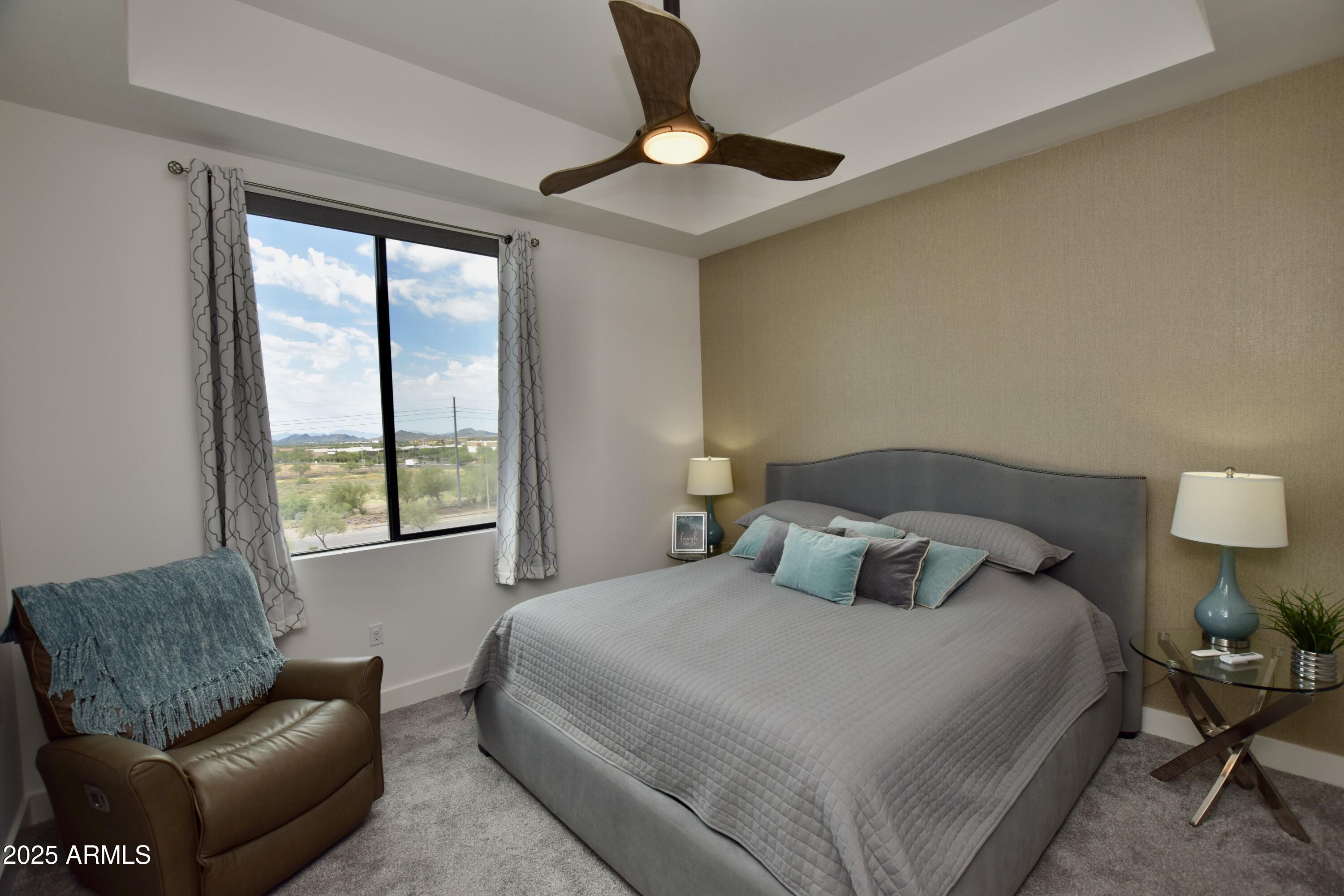 5250 E DEER VALLEY Drive, 405