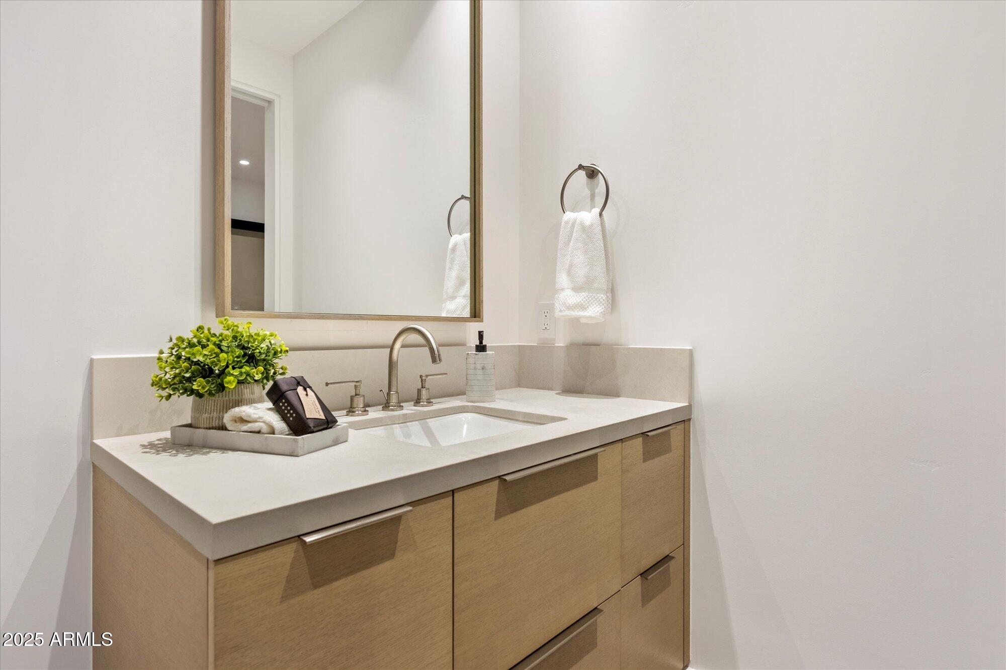 6932 N CACTUS WREN Court