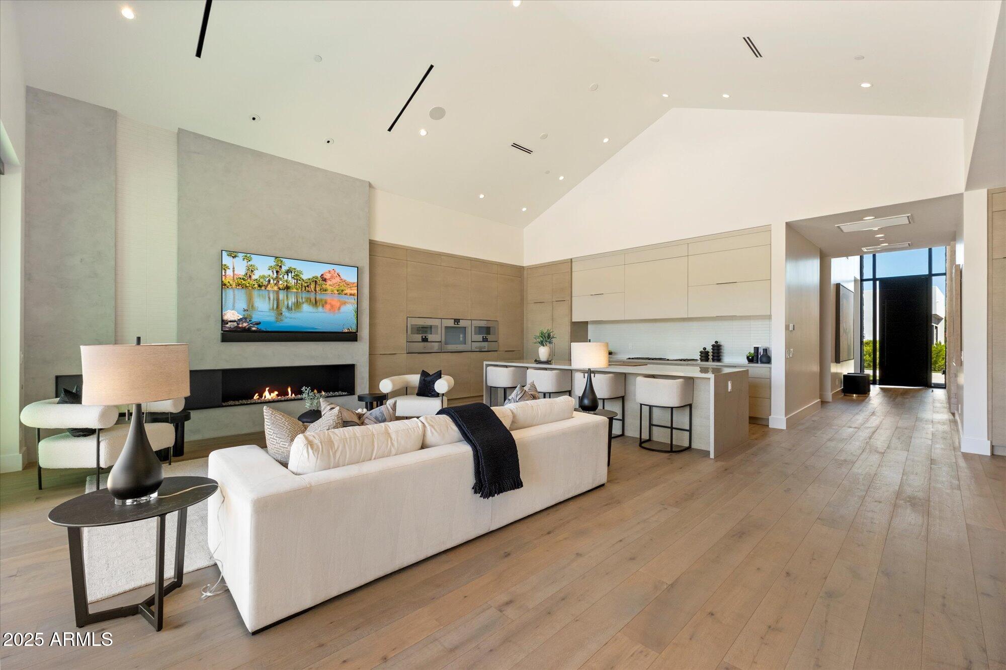 6932 N CACTUS WREN Court