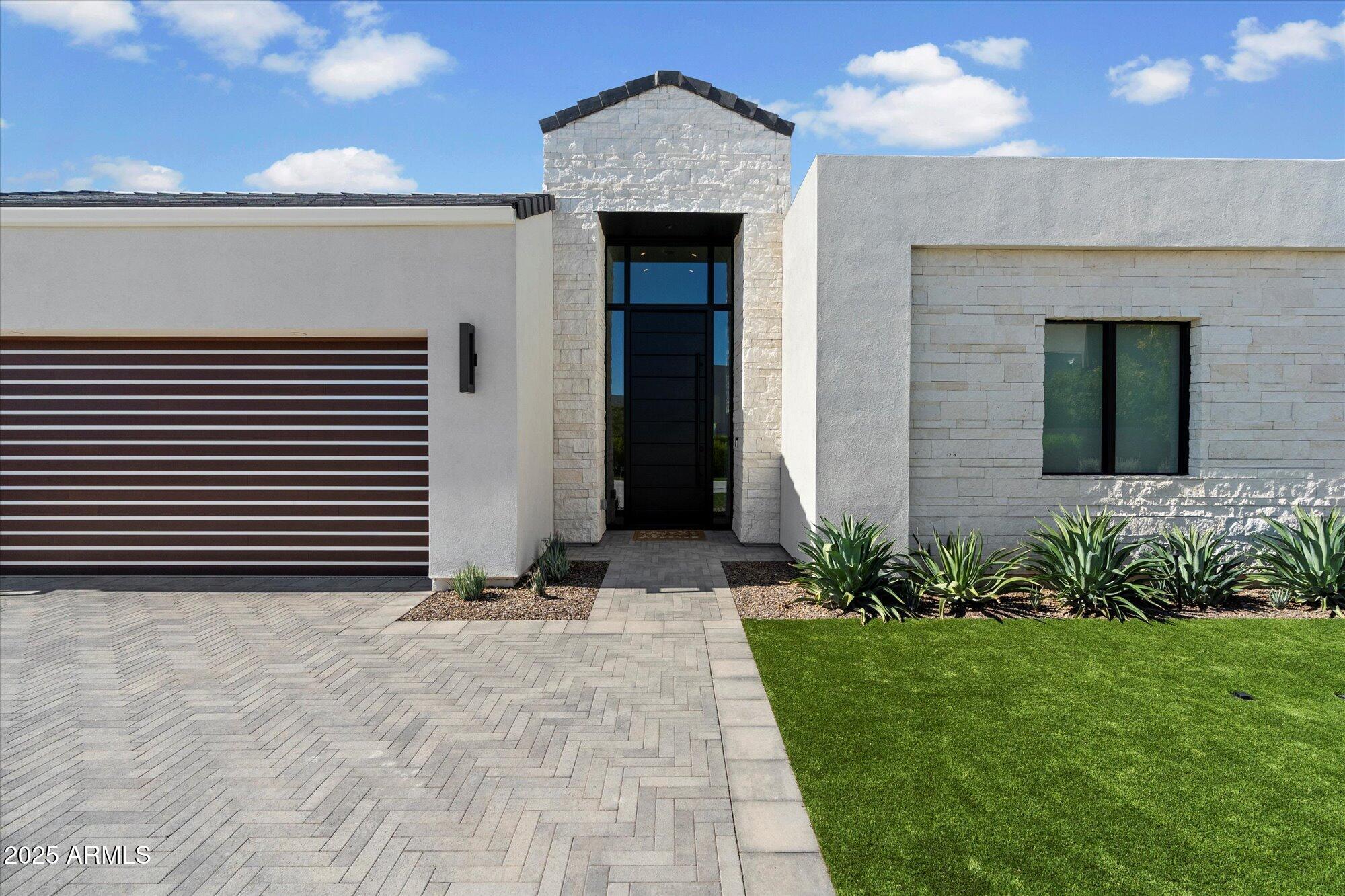 6932 N CACTUS WREN Court