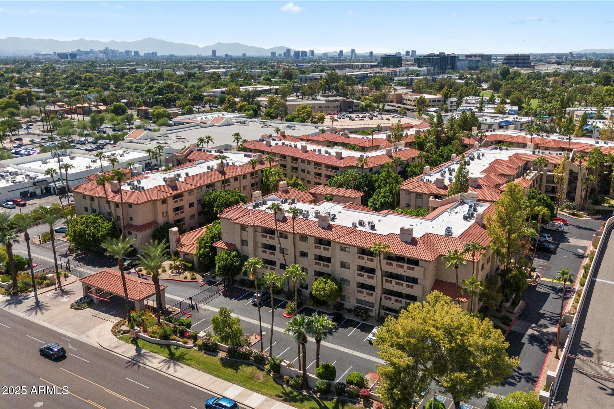 5104 N 32ND Street, 208