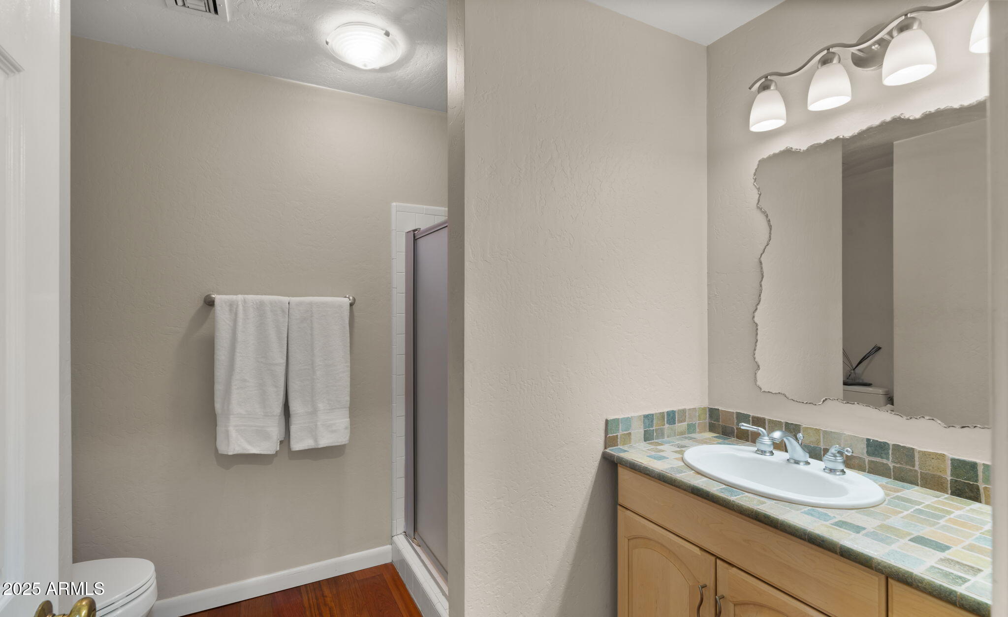 4631 E COCHISE Drive