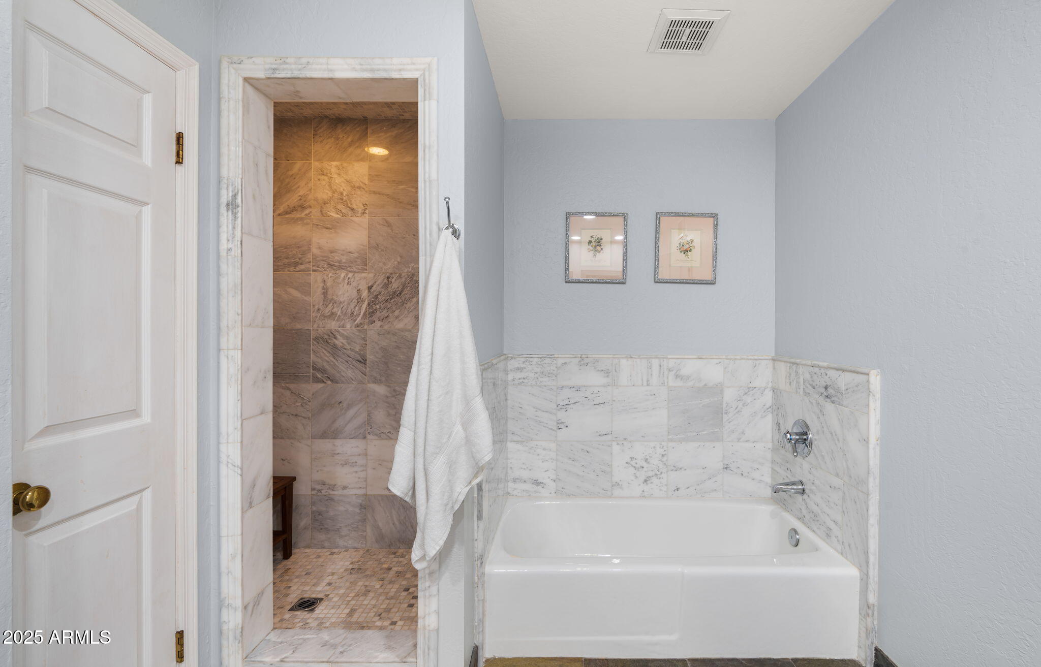 4631 E COCHISE Drive