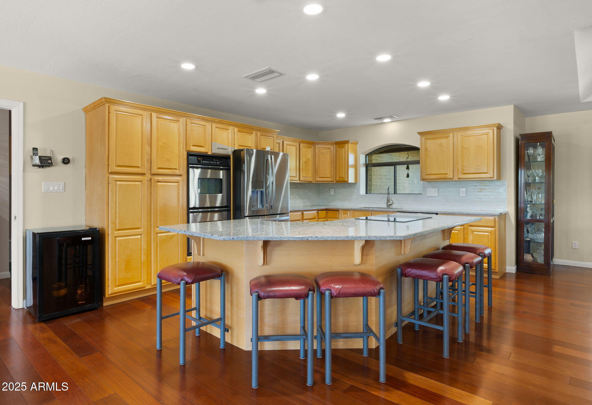 4631 E COCHISE Drive