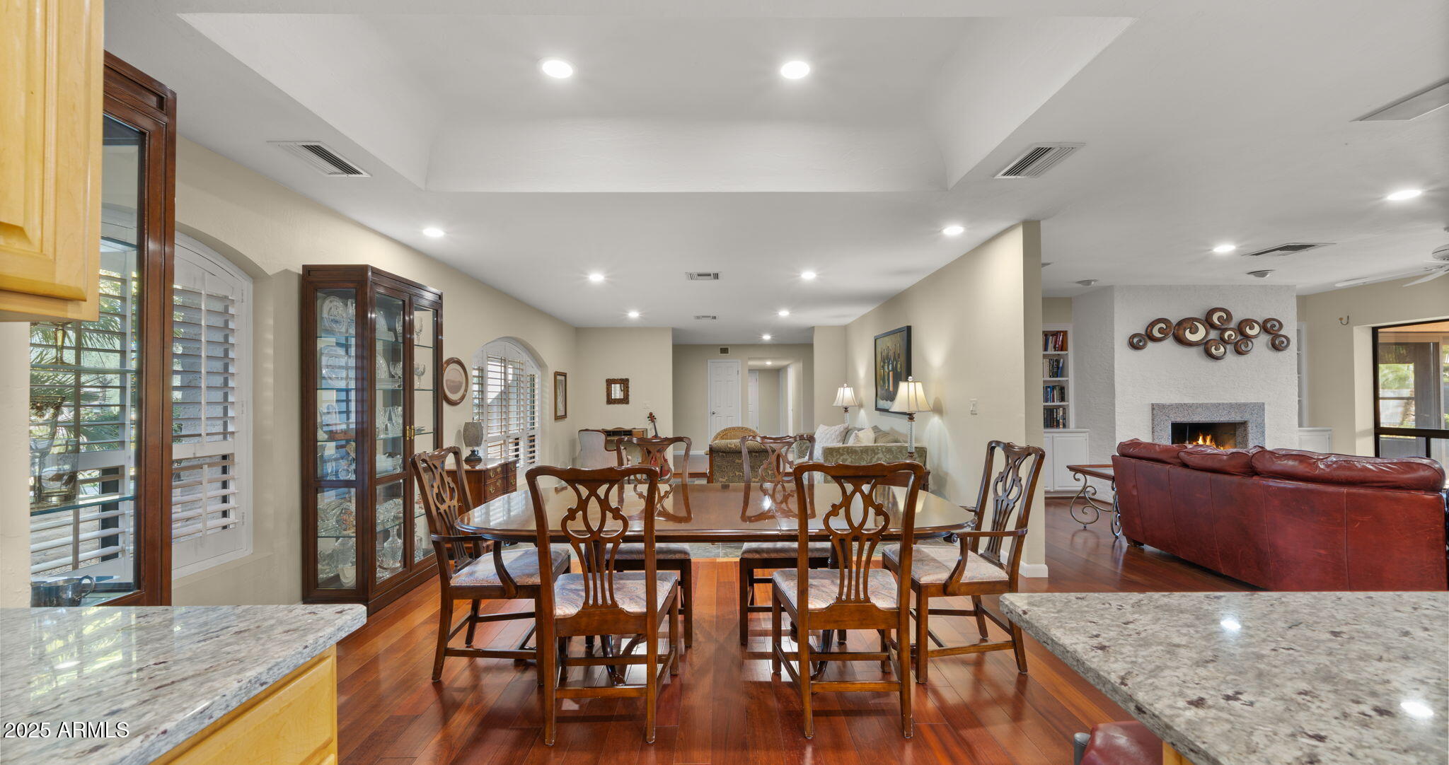 4631 E COCHISE Drive