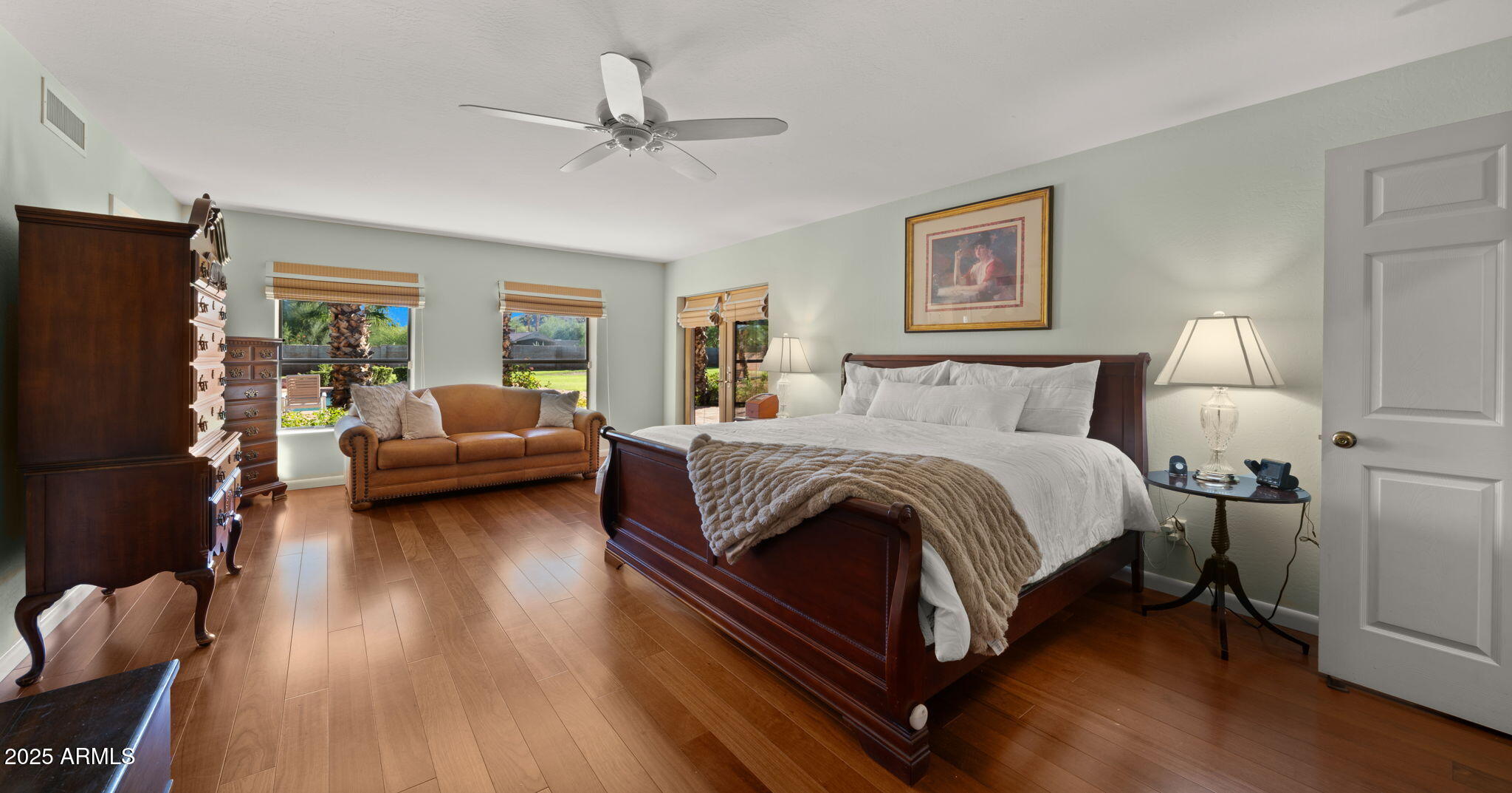 4631 E COCHISE Drive