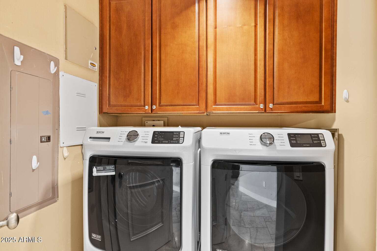 2211 E CAMELBACK Road, 604