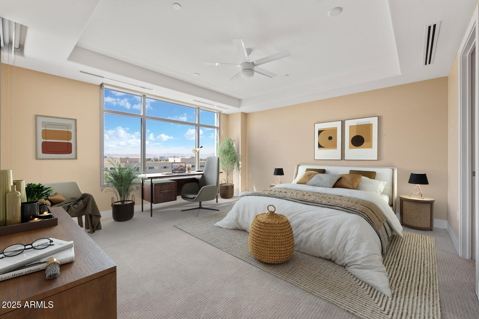 2211 E CAMELBACK Road, 604