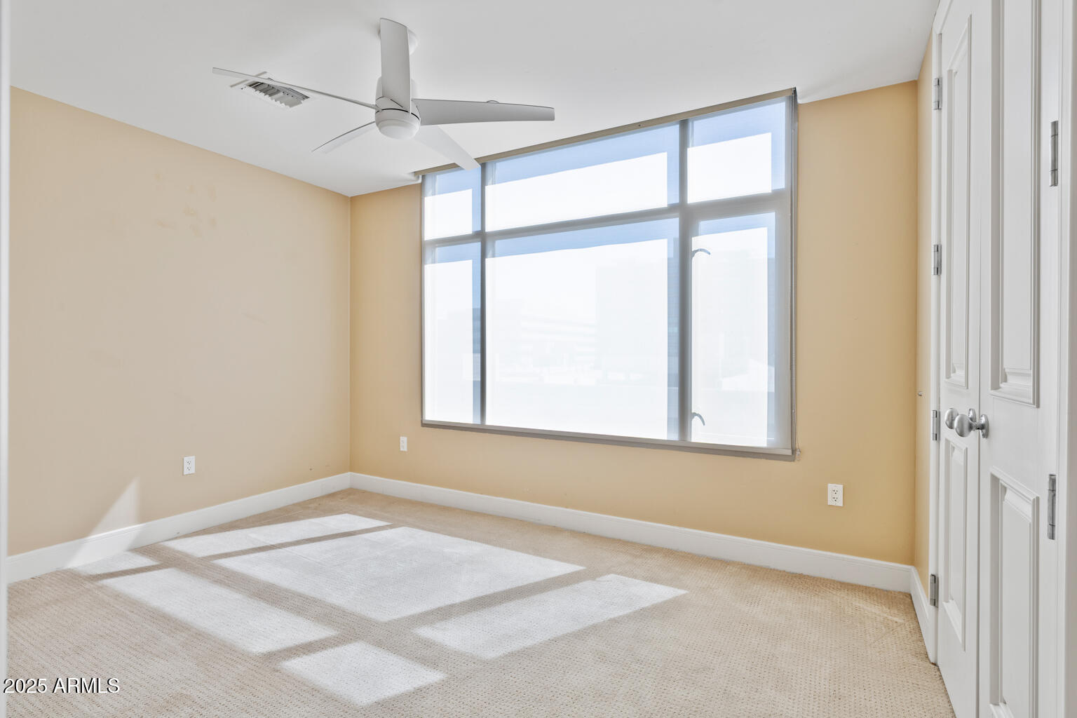 2211 E CAMELBACK Road, 604