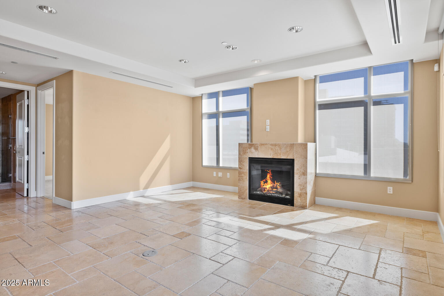 2211 E CAMELBACK Road, 604