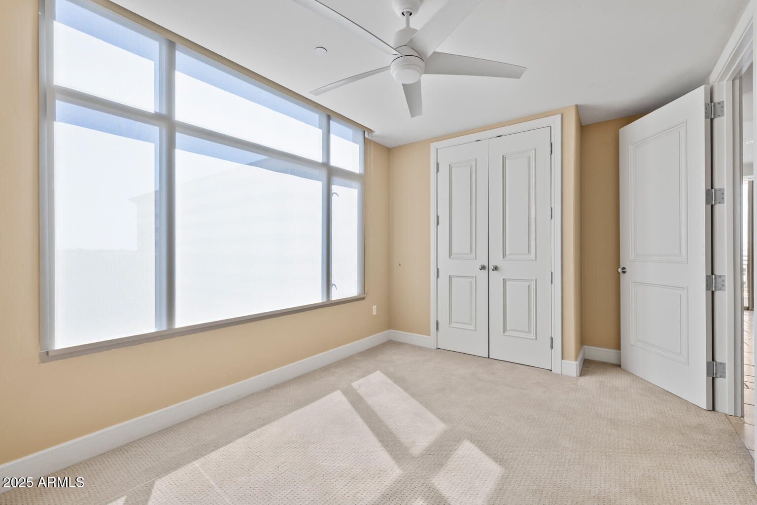 2211 E CAMELBACK Road, 604