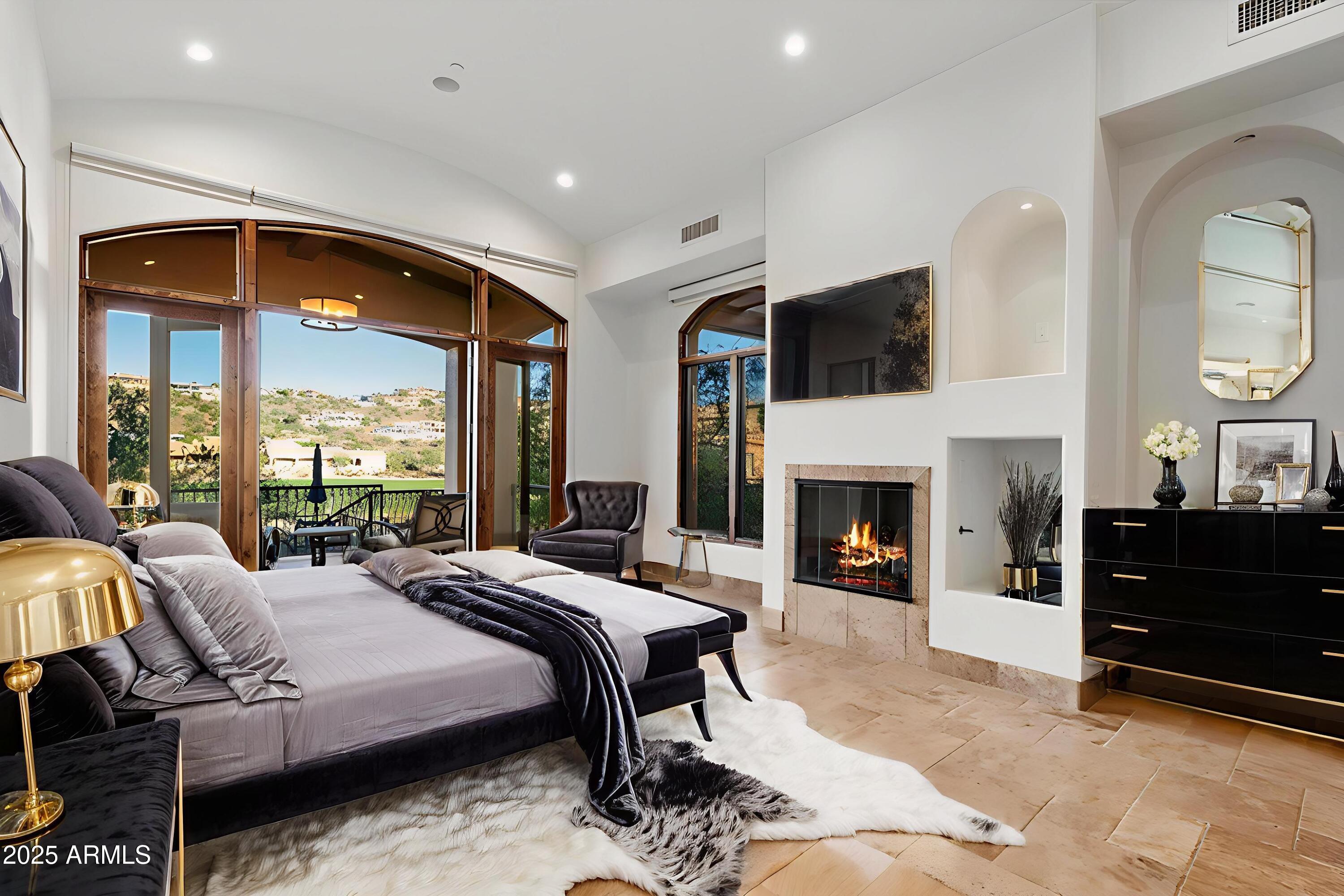 9205 N Fireridge Trail