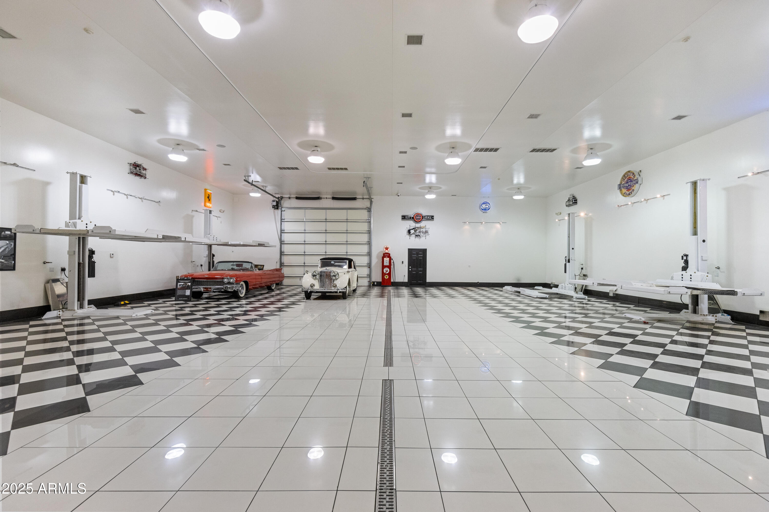 361 RIVERFRONT Drive