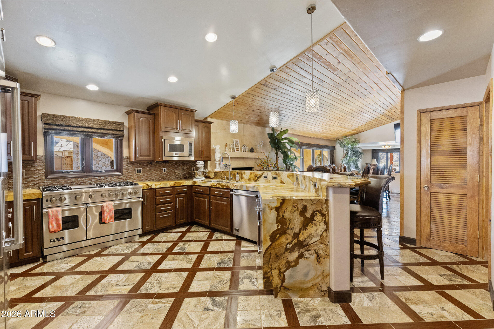 361 RIVERFRONT Drive