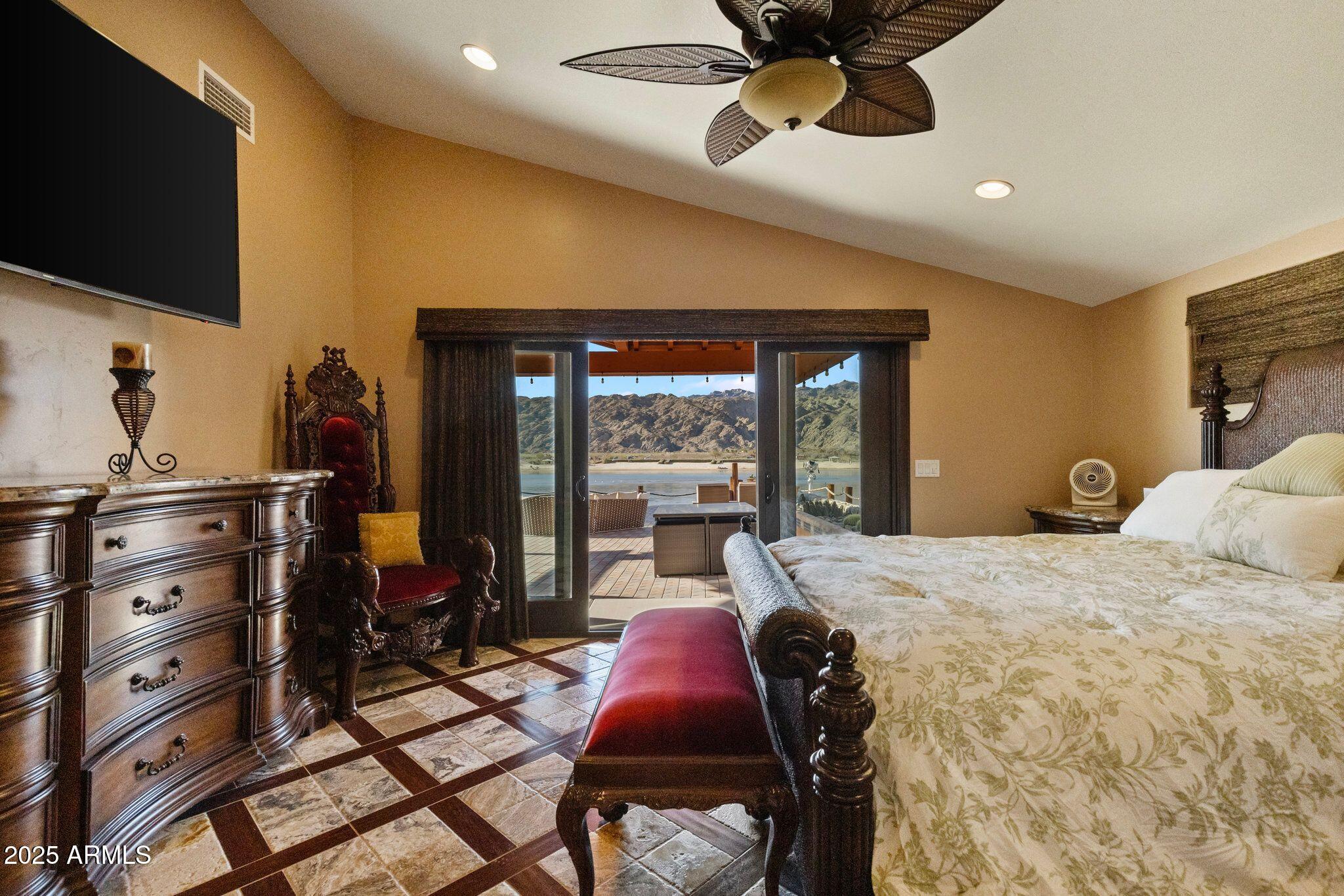 361 RIVERFRONT Drive