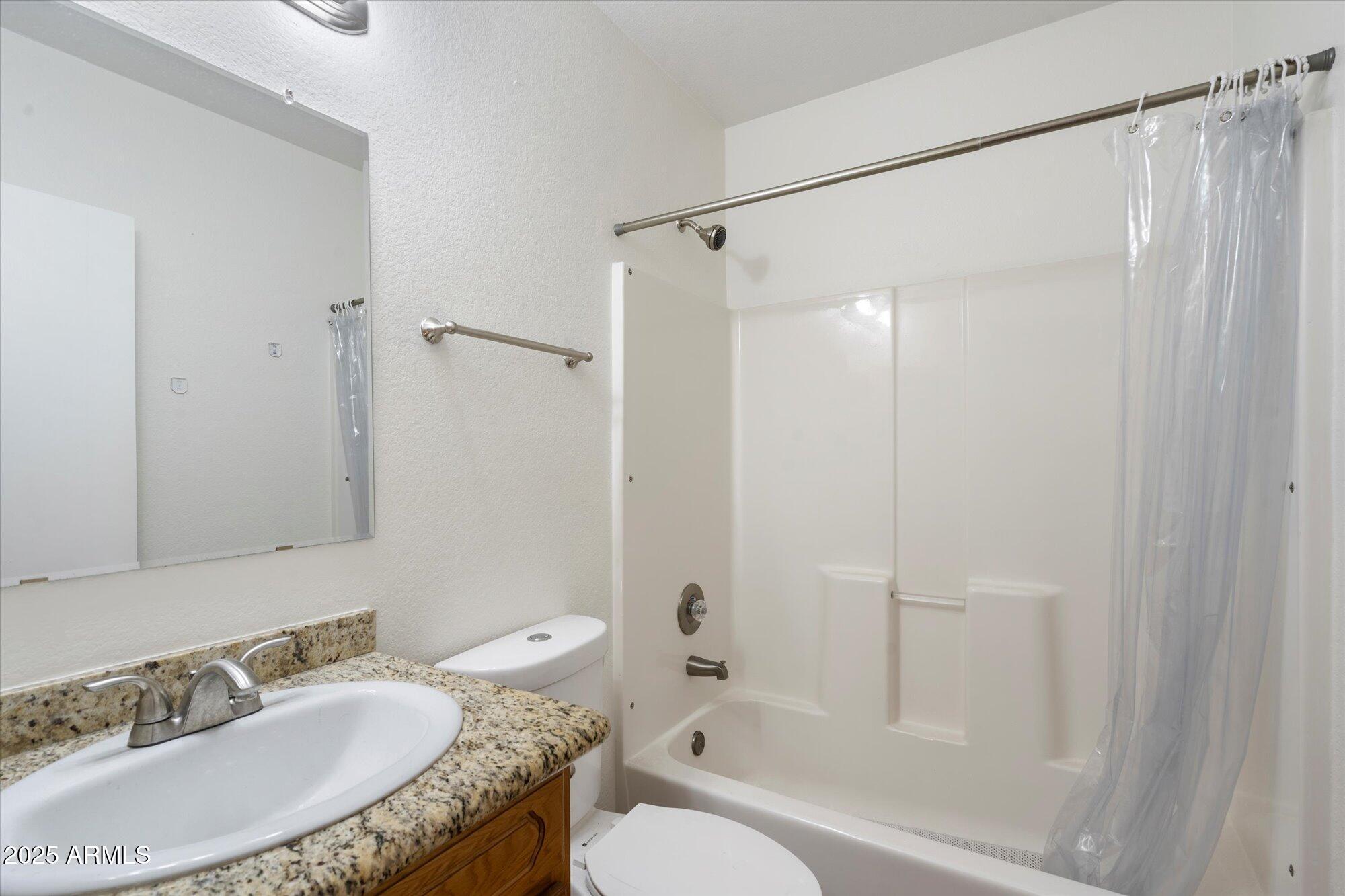 1540 E HAZELTINE Way