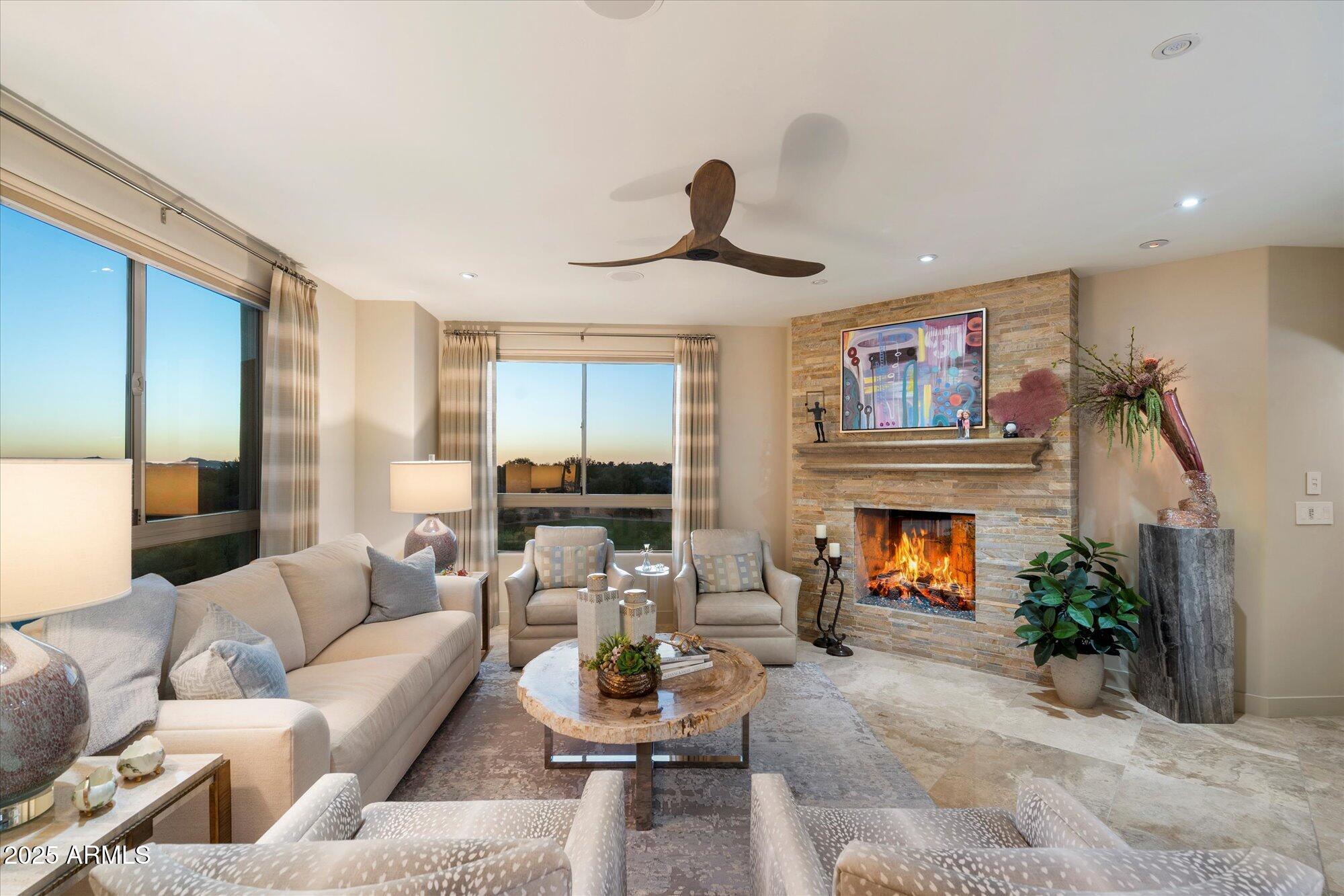 15802 N 71st Street, 501