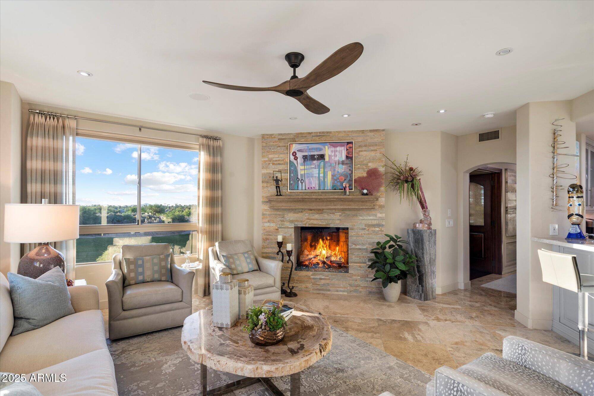 15802 N 71st Street, 501