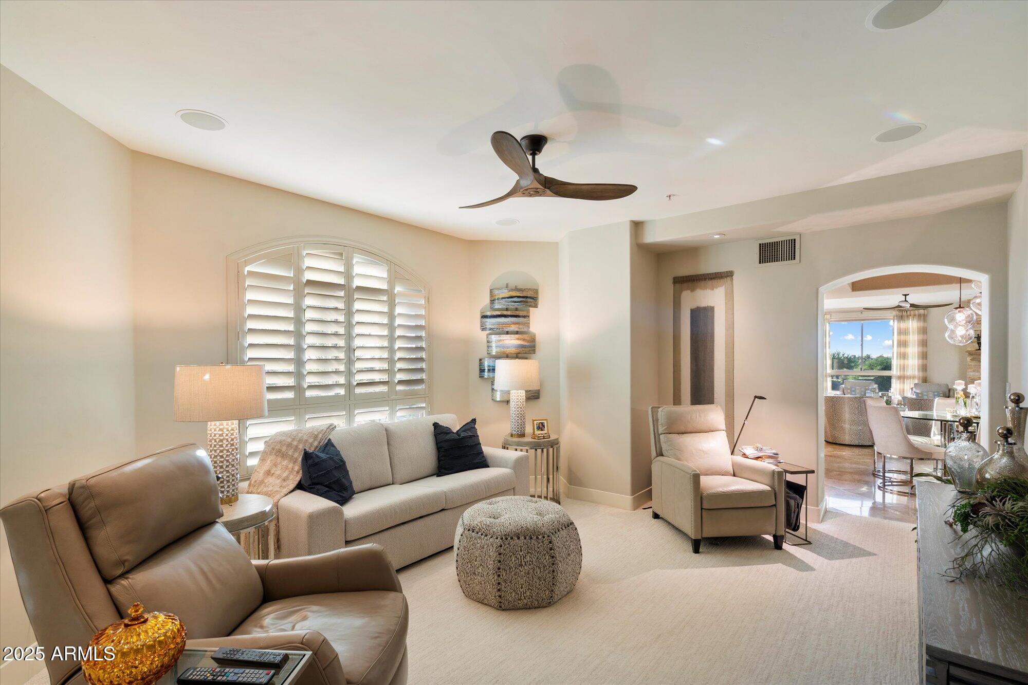 15802 N 71st Street, 501