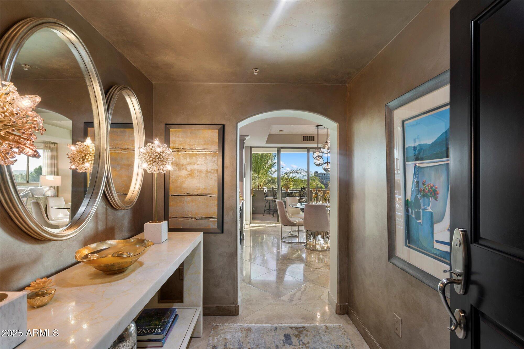 15802 N 71st Street, 501