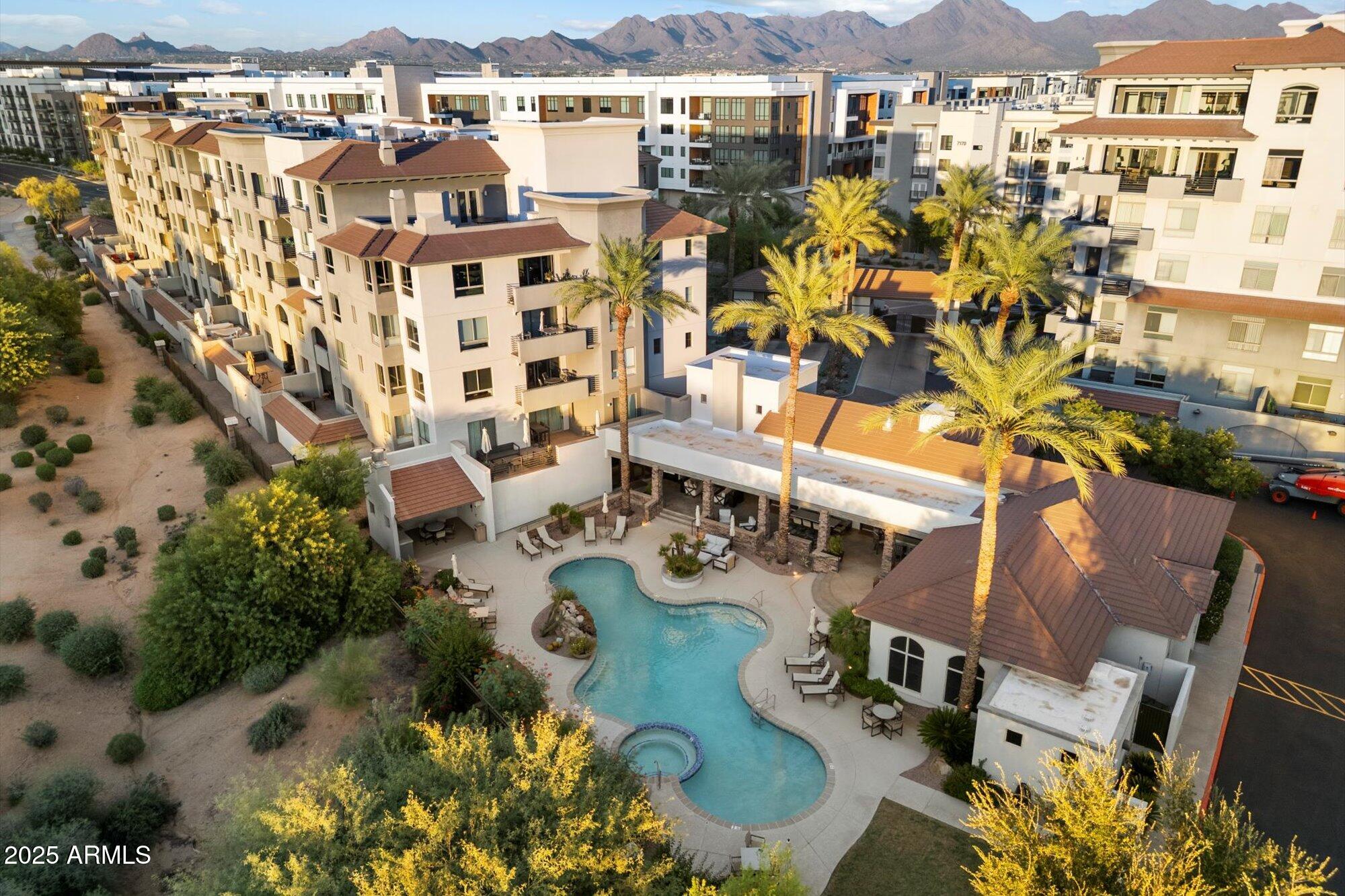 15802 N 71st Street, 501