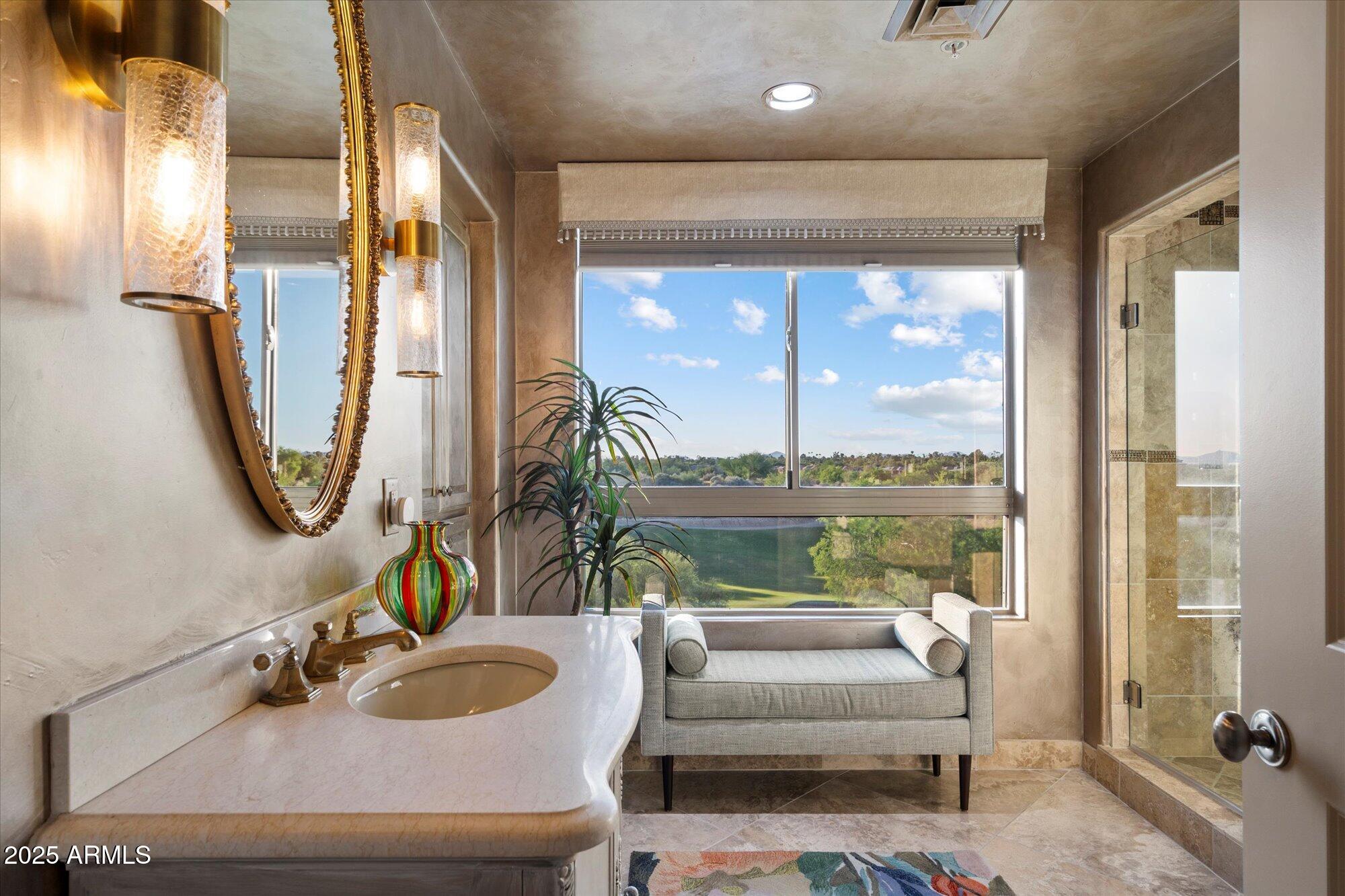 15802 N 71st Street, 501