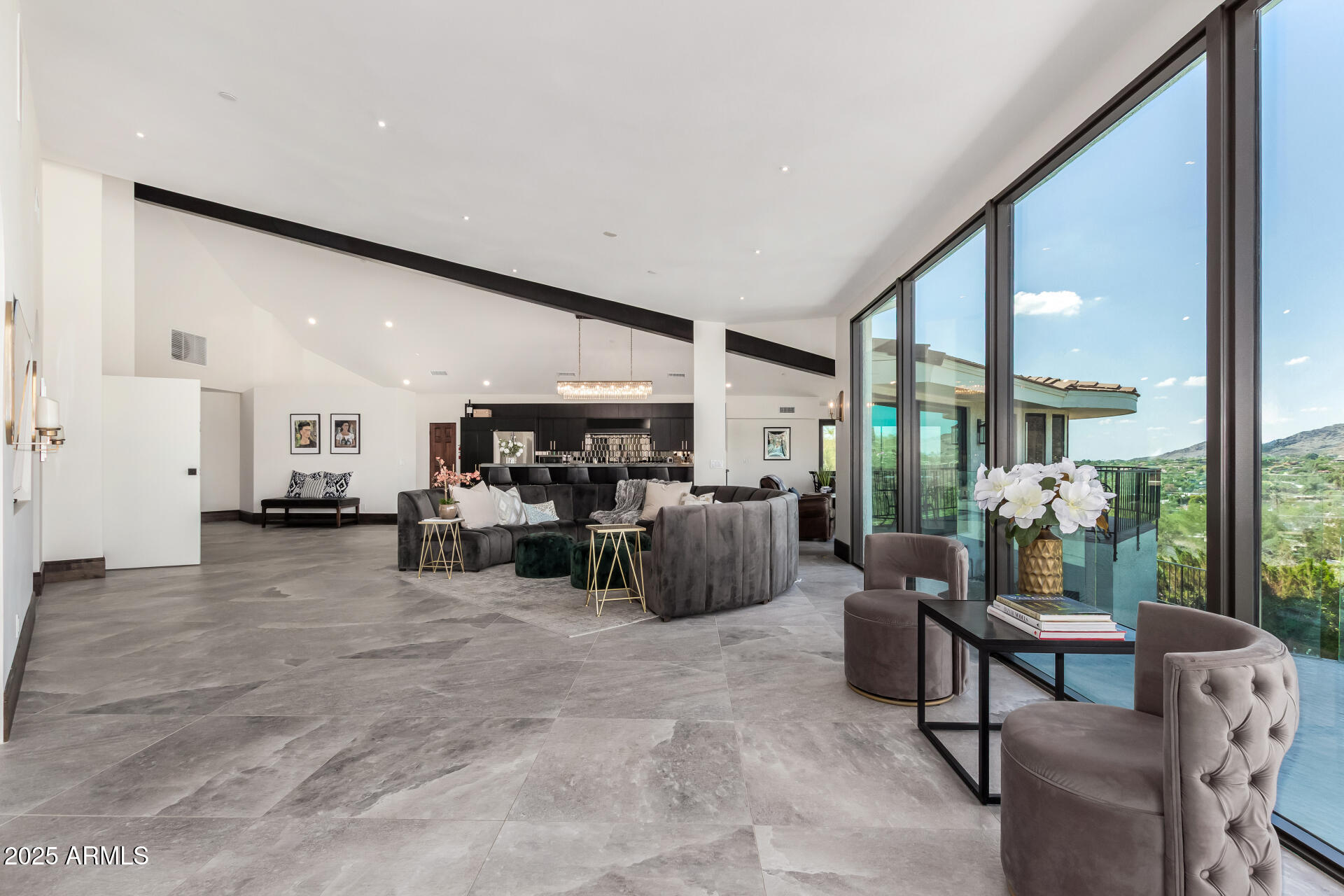 5655 N CAMELBACK CANYON Drive