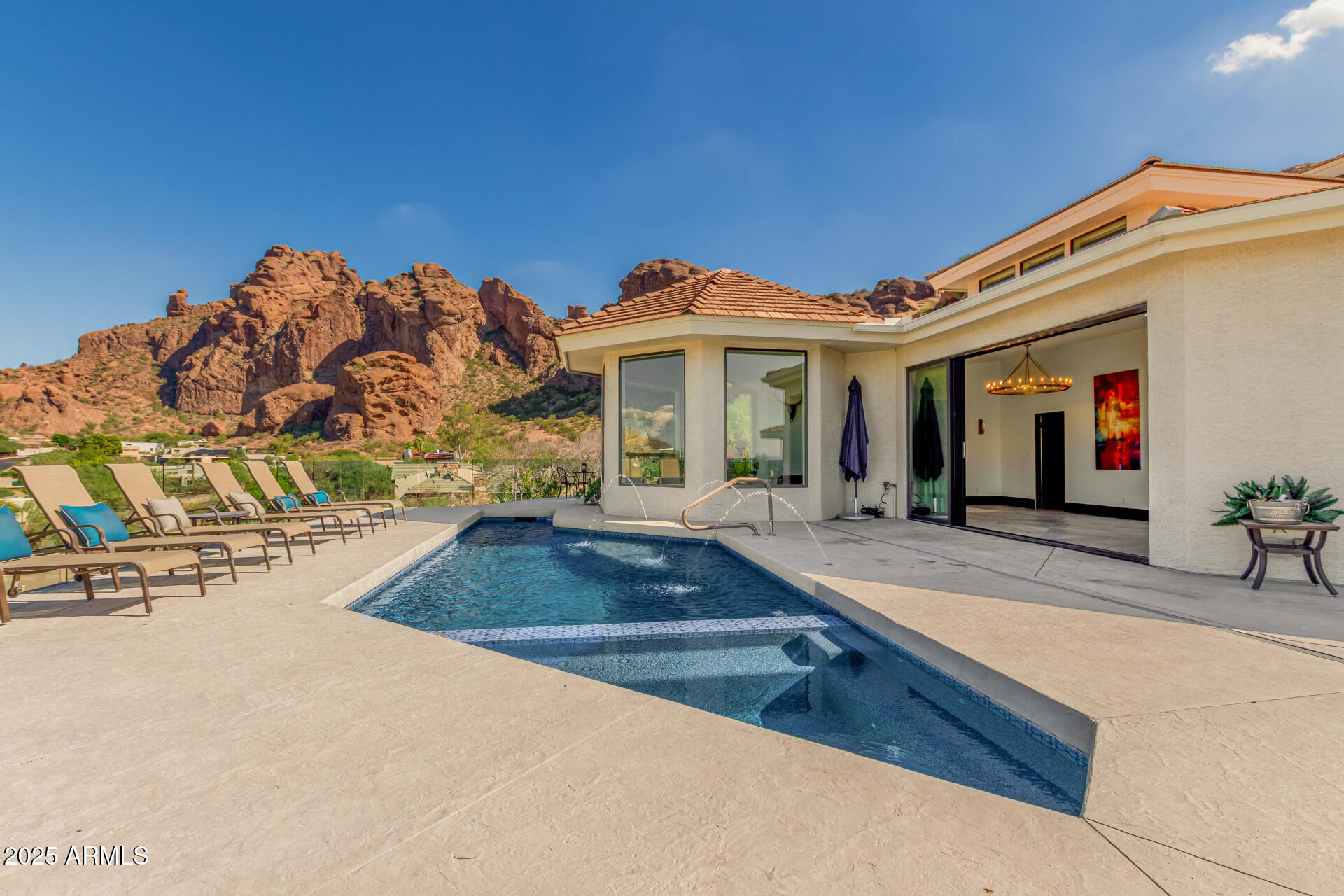 5655 N CAMELBACK CANYON Drive