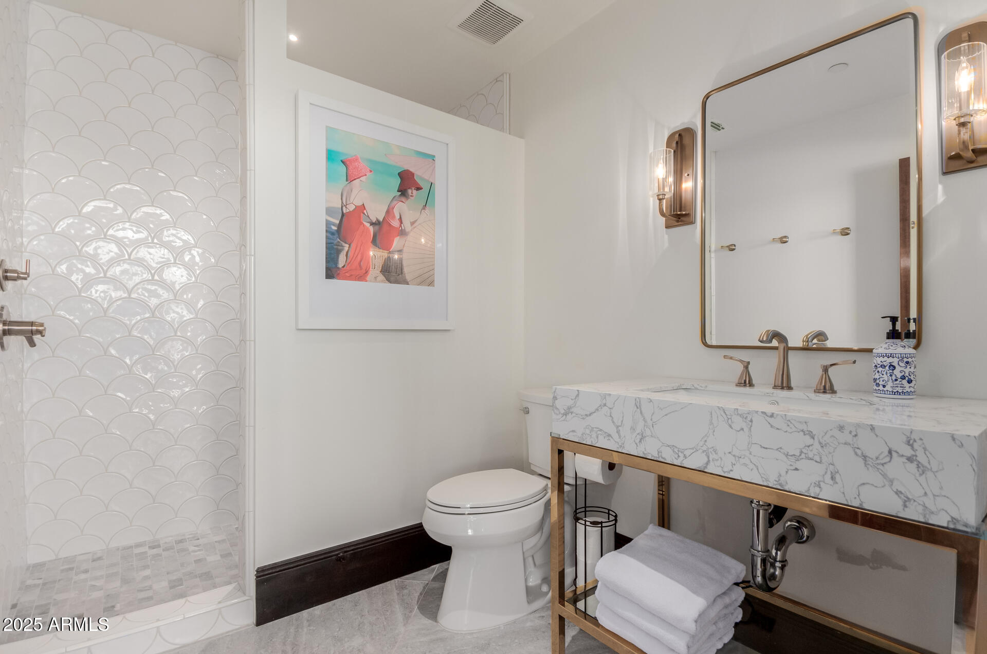 5655 N CAMELBACK CANYON Drive