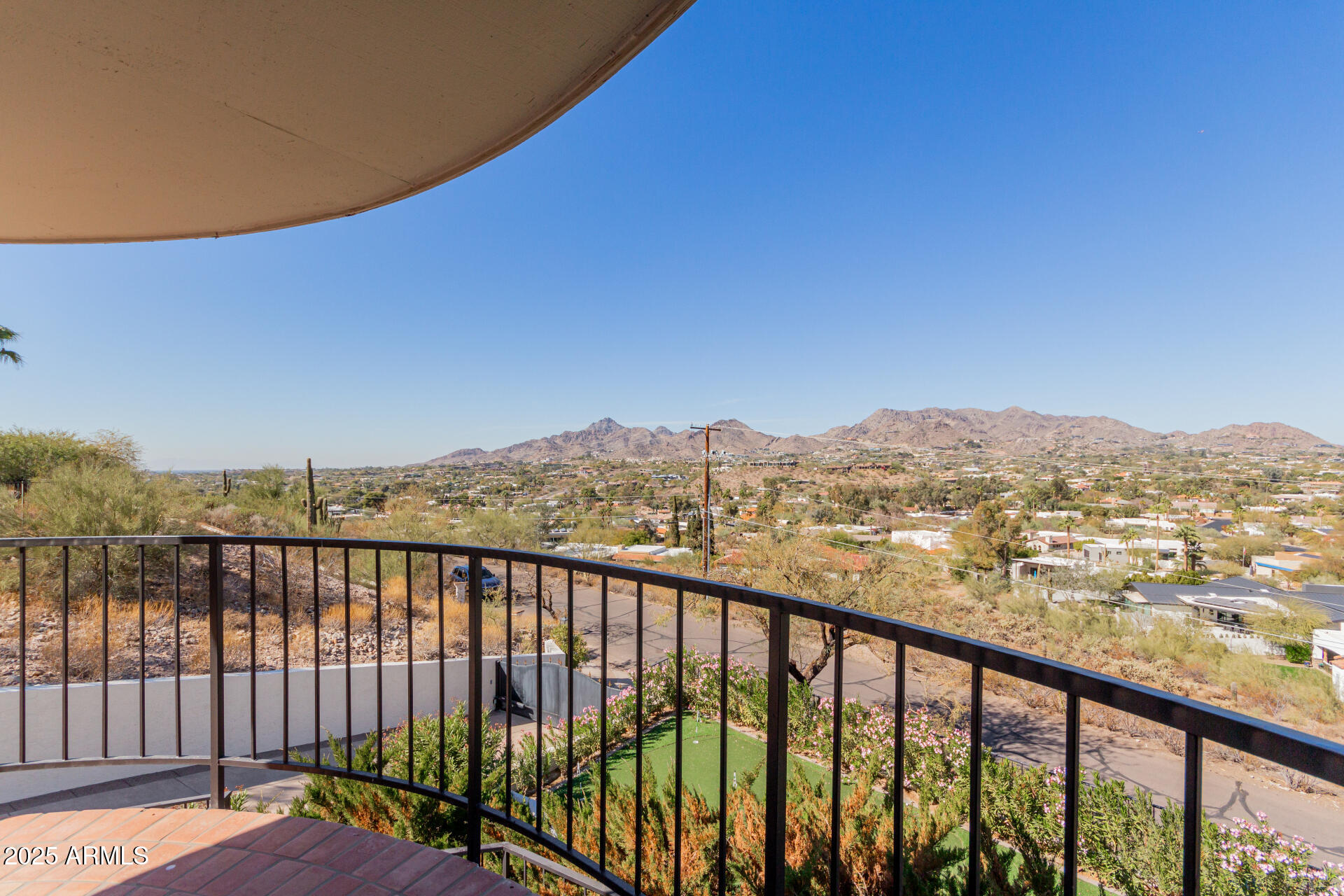 5655 N CAMELBACK CANYON Drive