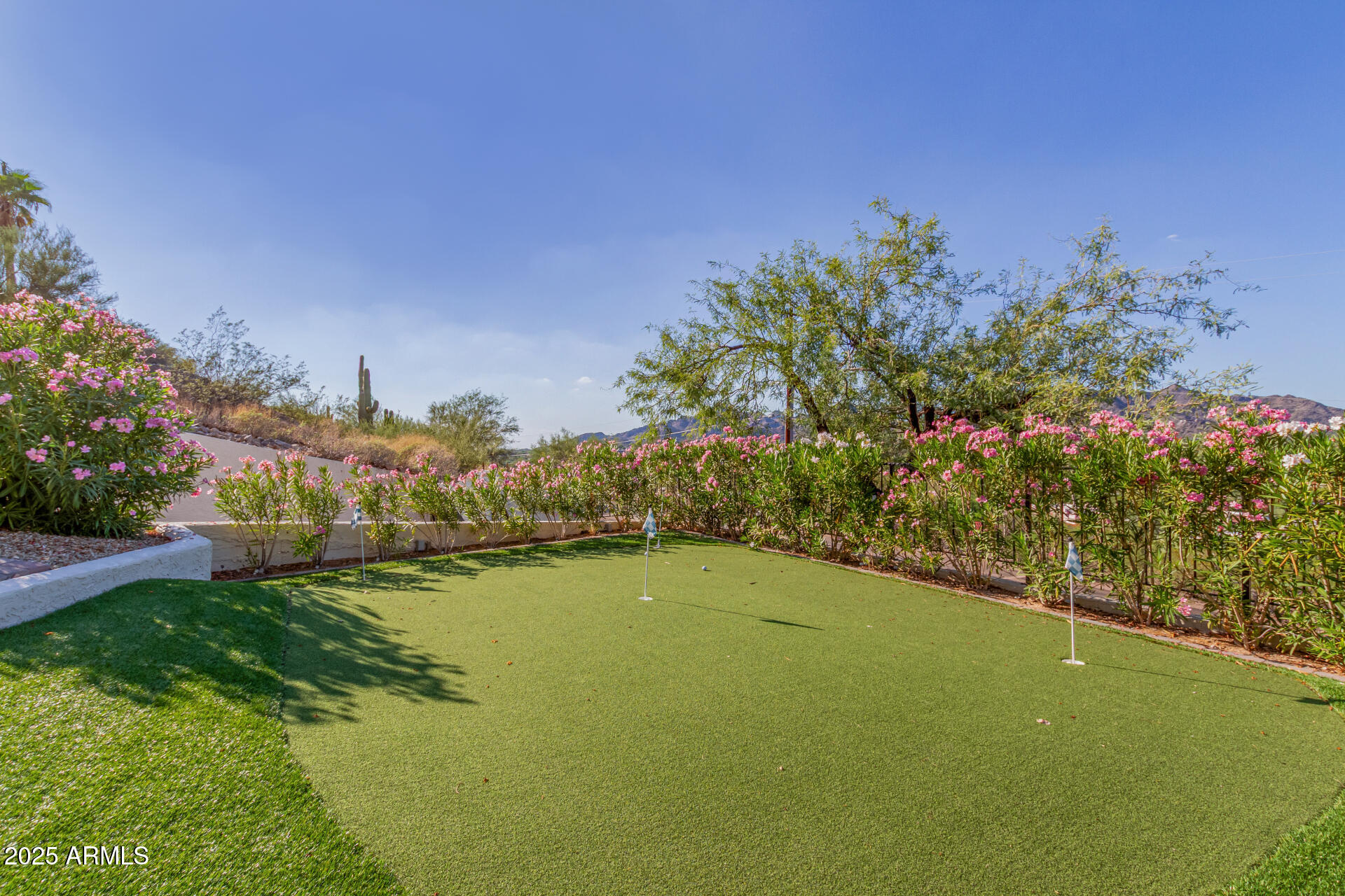 5655 N CAMELBACK CANYON Drive