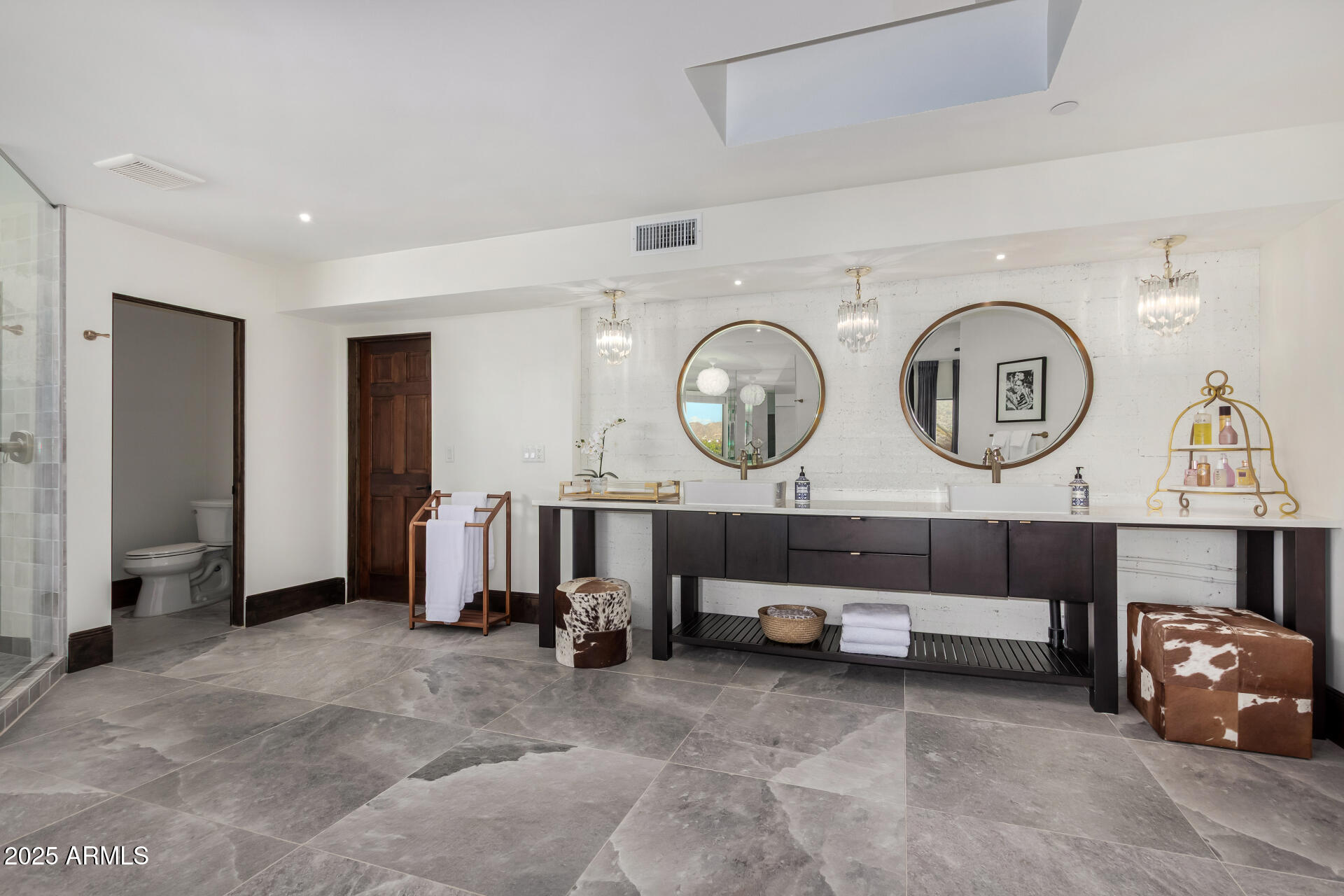 5655 N CAMELBACK CANYON Drive