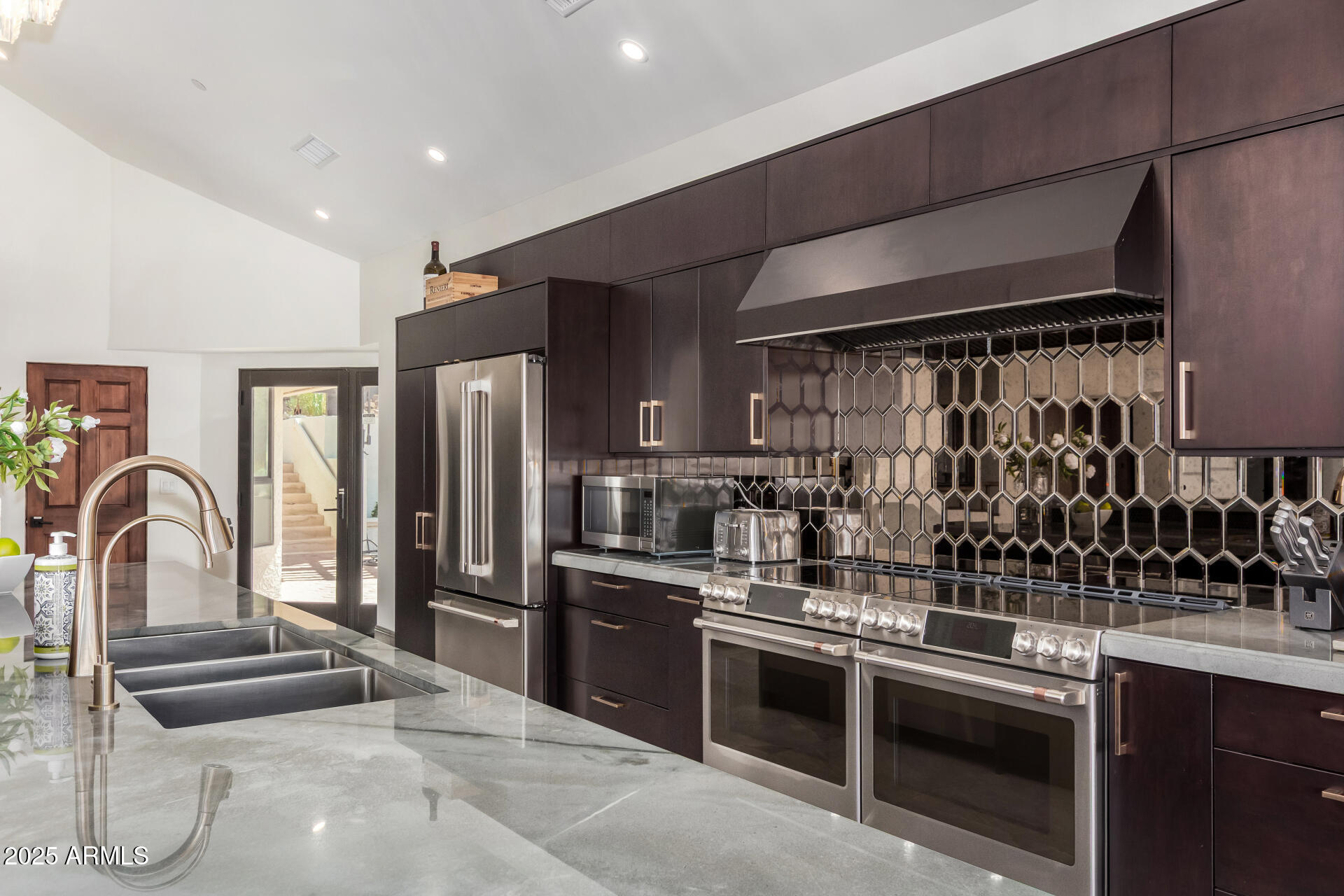 5655 N CAMELBACK CANYON Drive