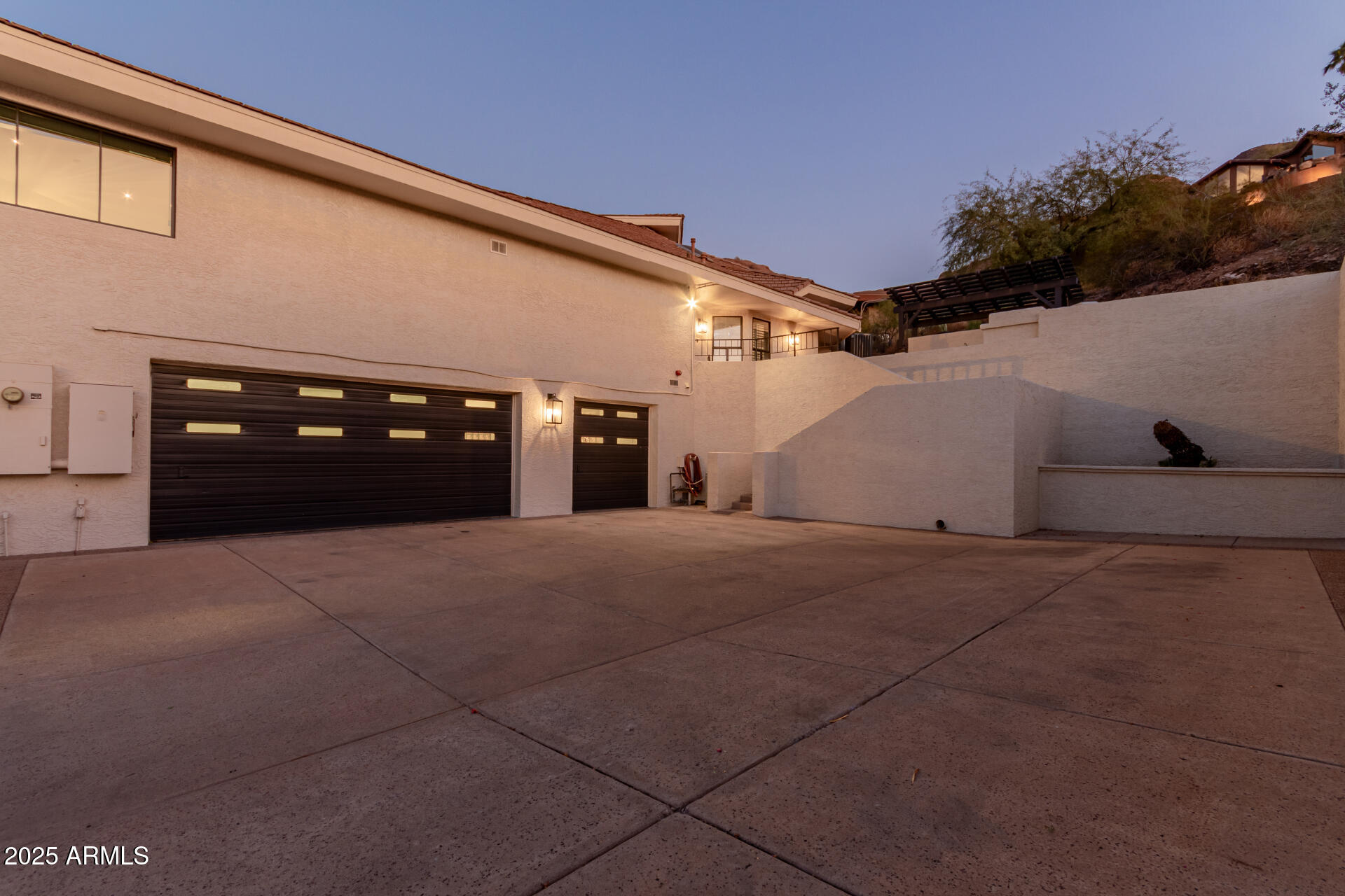 5655 N CAMELBACK CANYON Drive