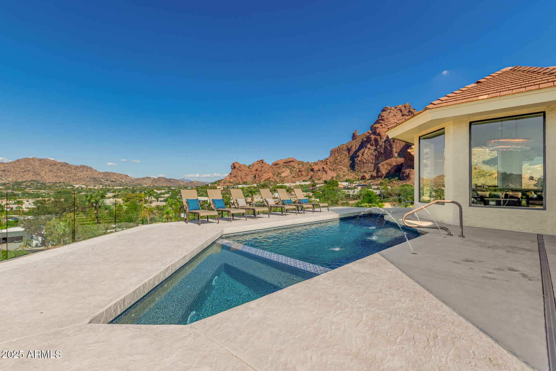 5655 N CAMELBACK CANYON Drive