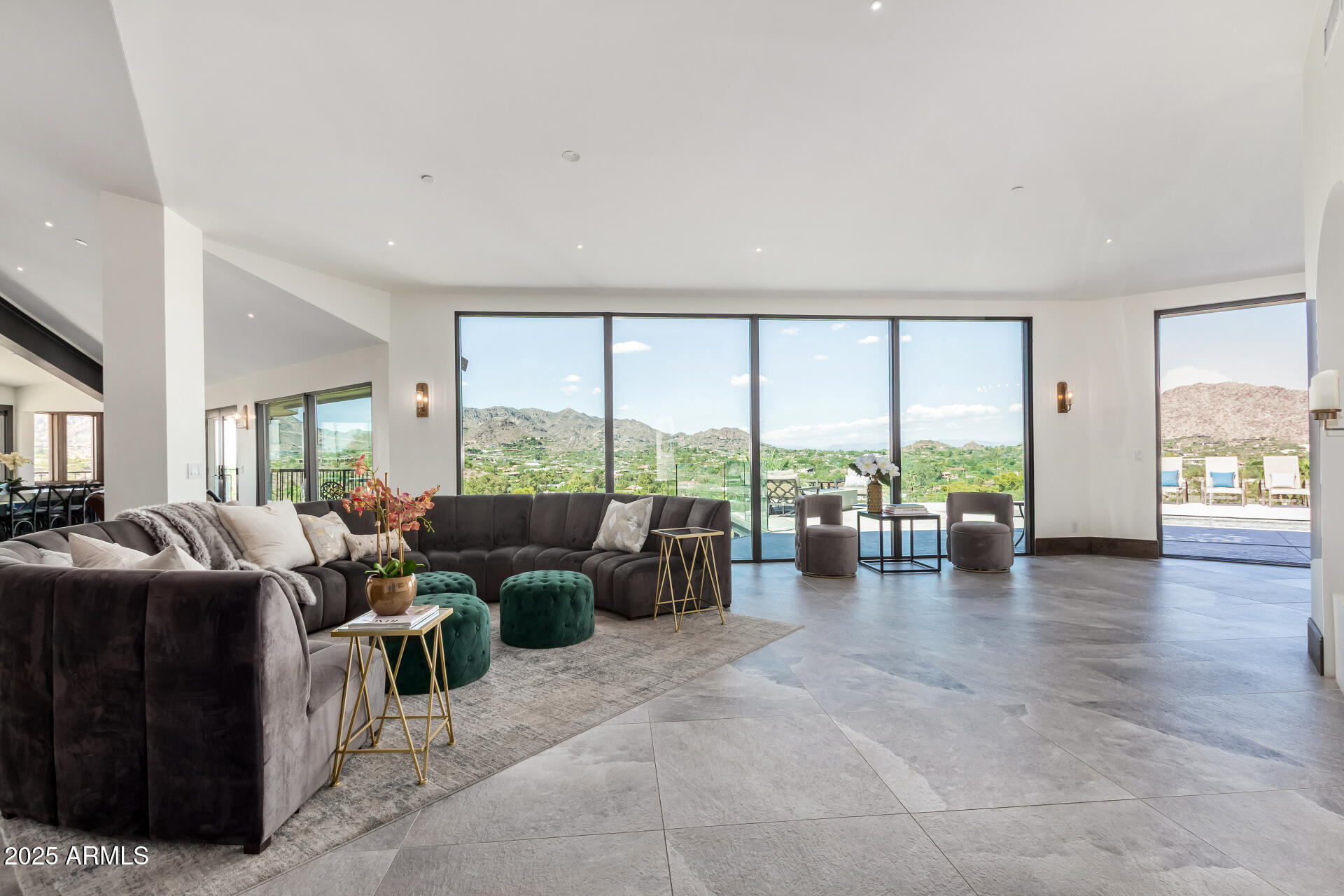 5655 N CAMELBACK CANYON Drive