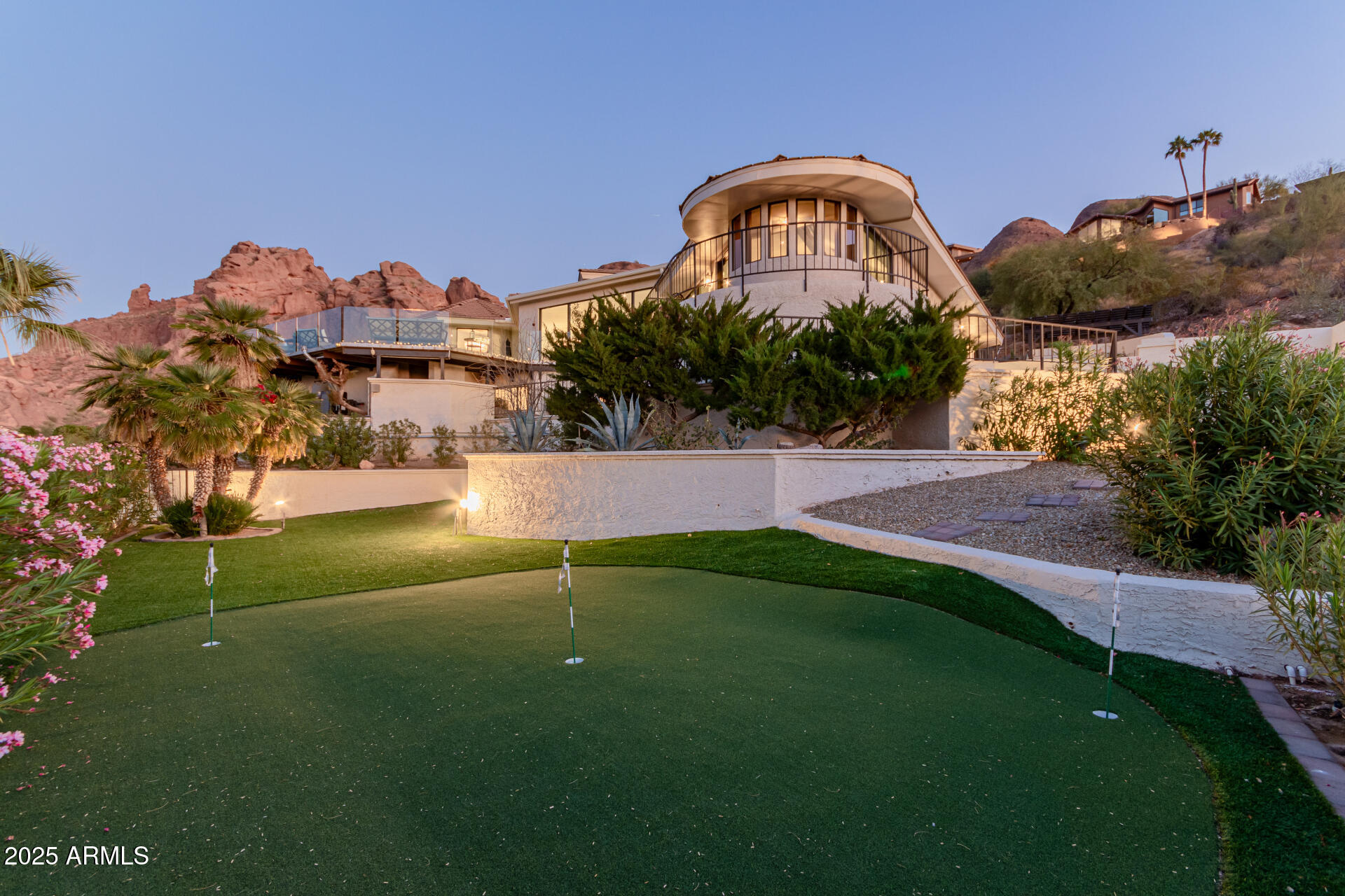 5655 N CAMELBACK CANYON Drive