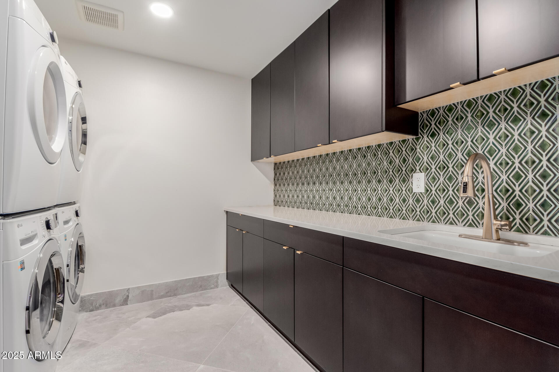 5655 N CAMELBACK CANYON Drive