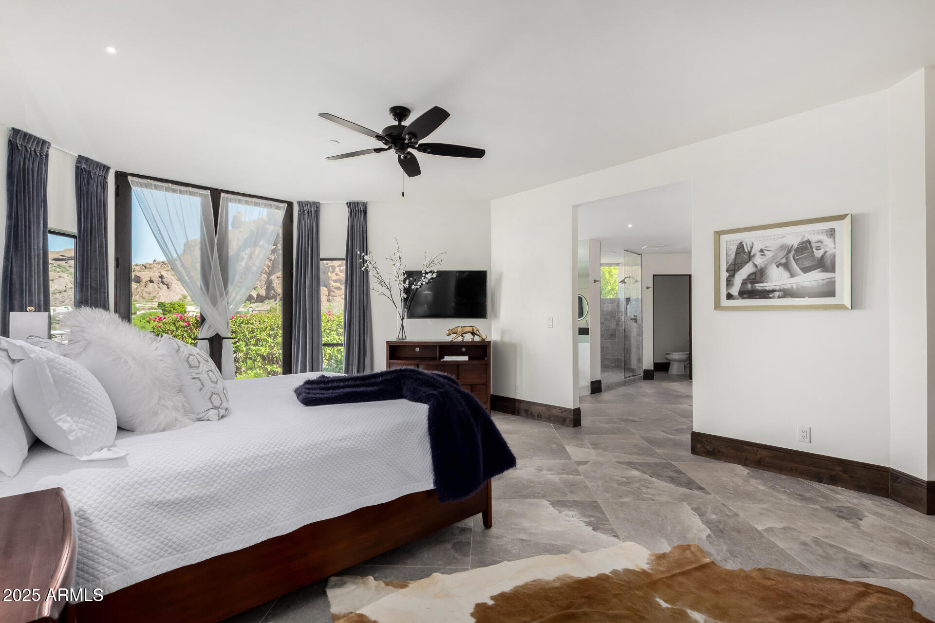 5655 N CAMELBACK CANYON Drive