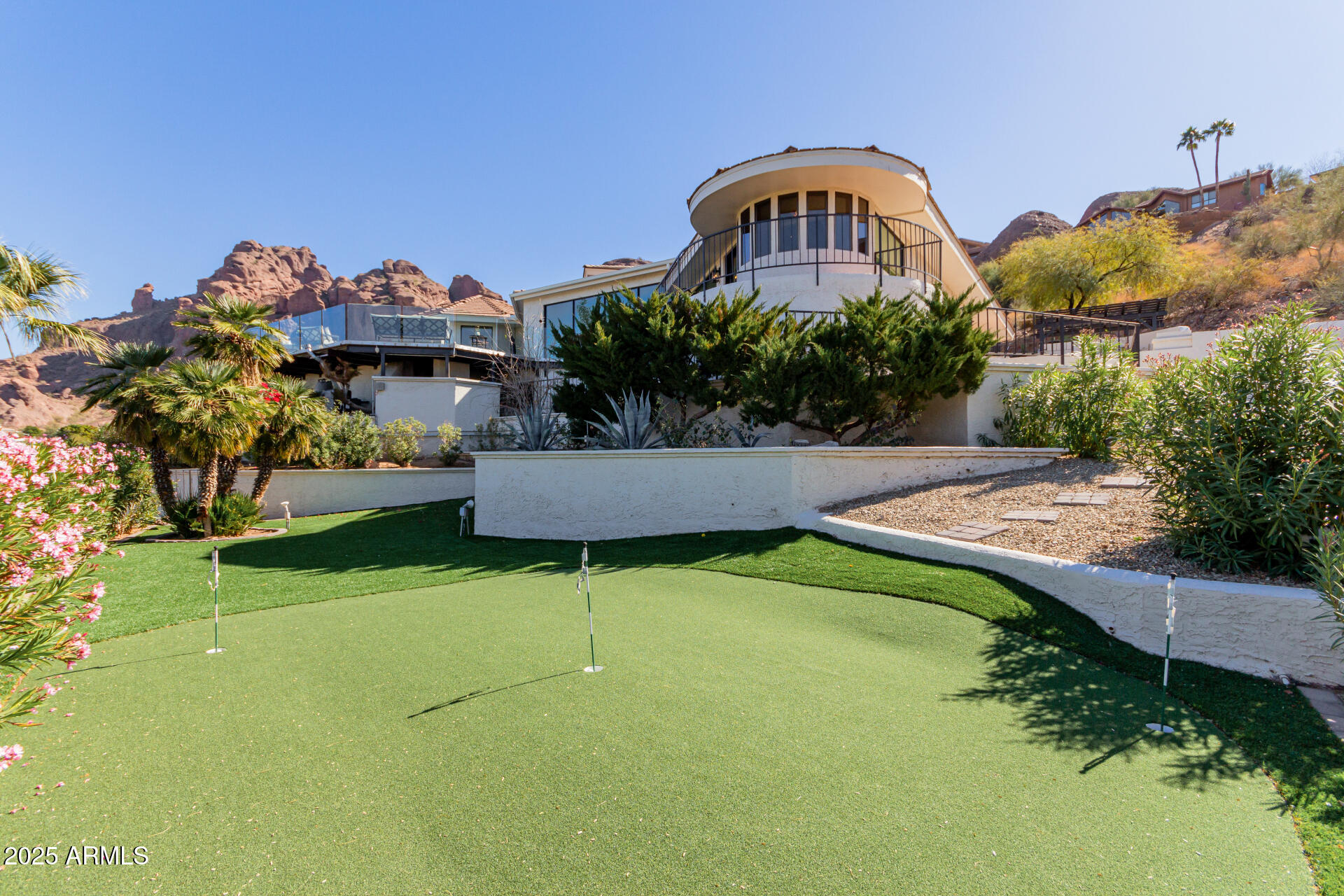 5655 N CAMELBACK CANYON Drive