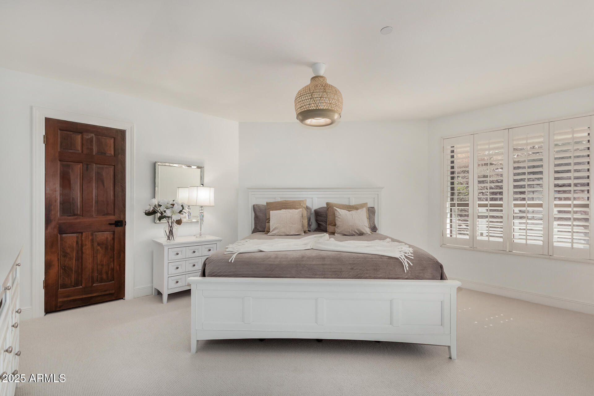 5655 N CAMELBACK CANYON Drive