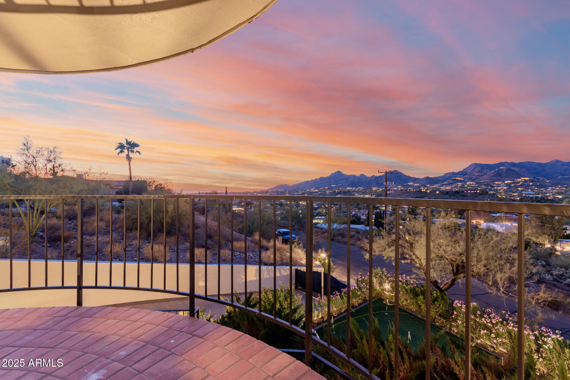 5655 N CAMELBACK CANYON Drive