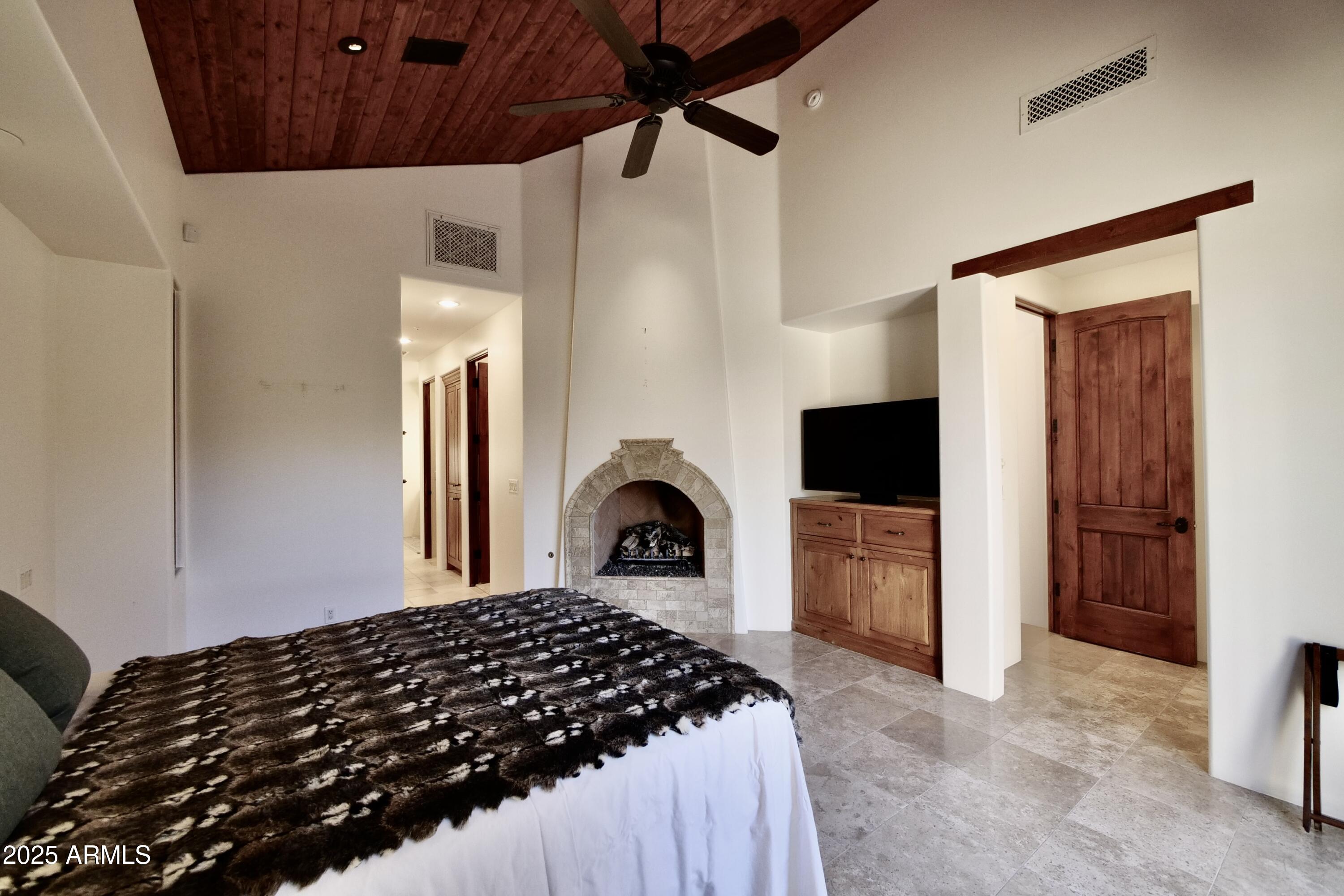 38706 N 104th Street, 29