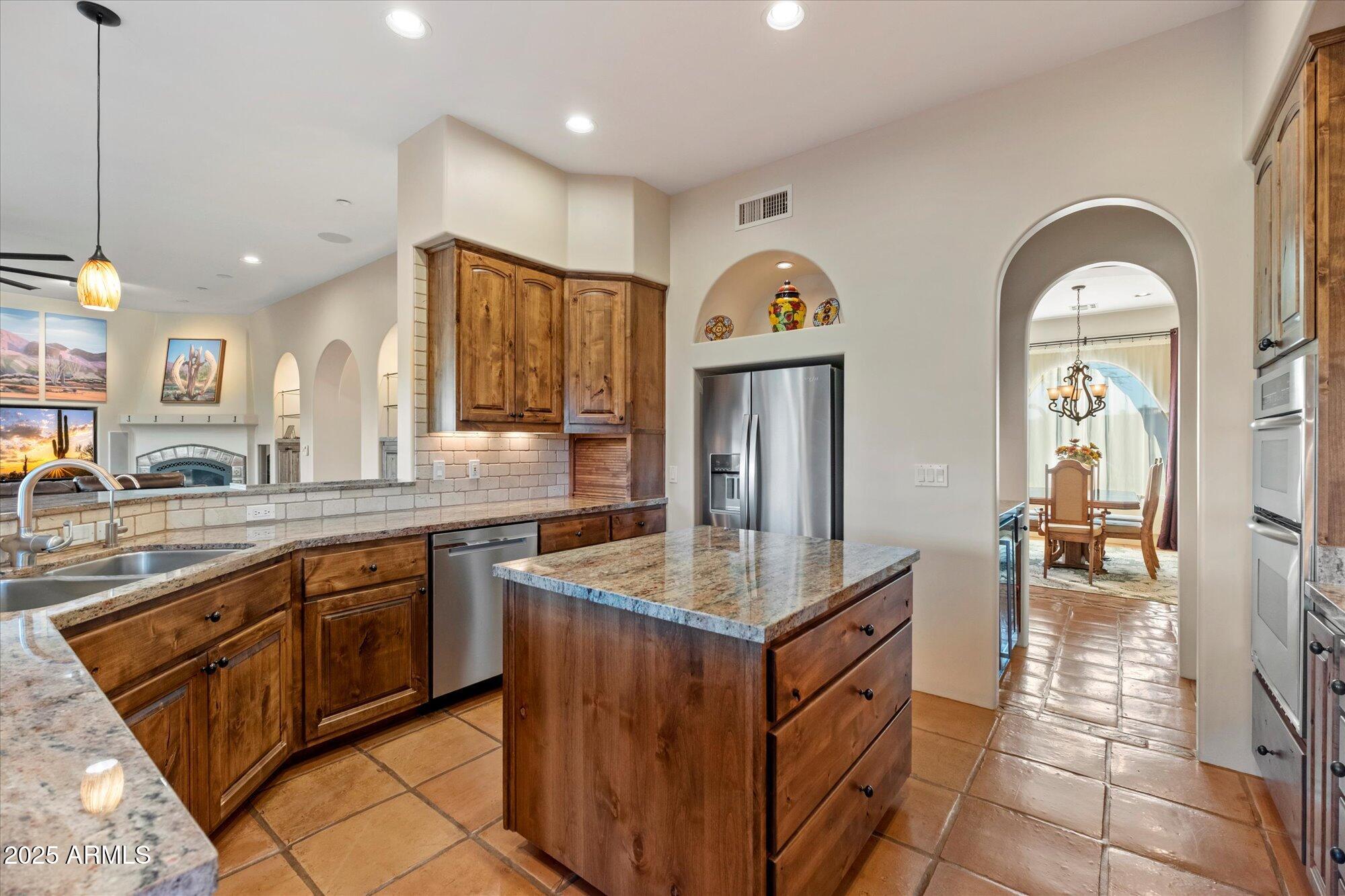 16052 E Pincushion Way