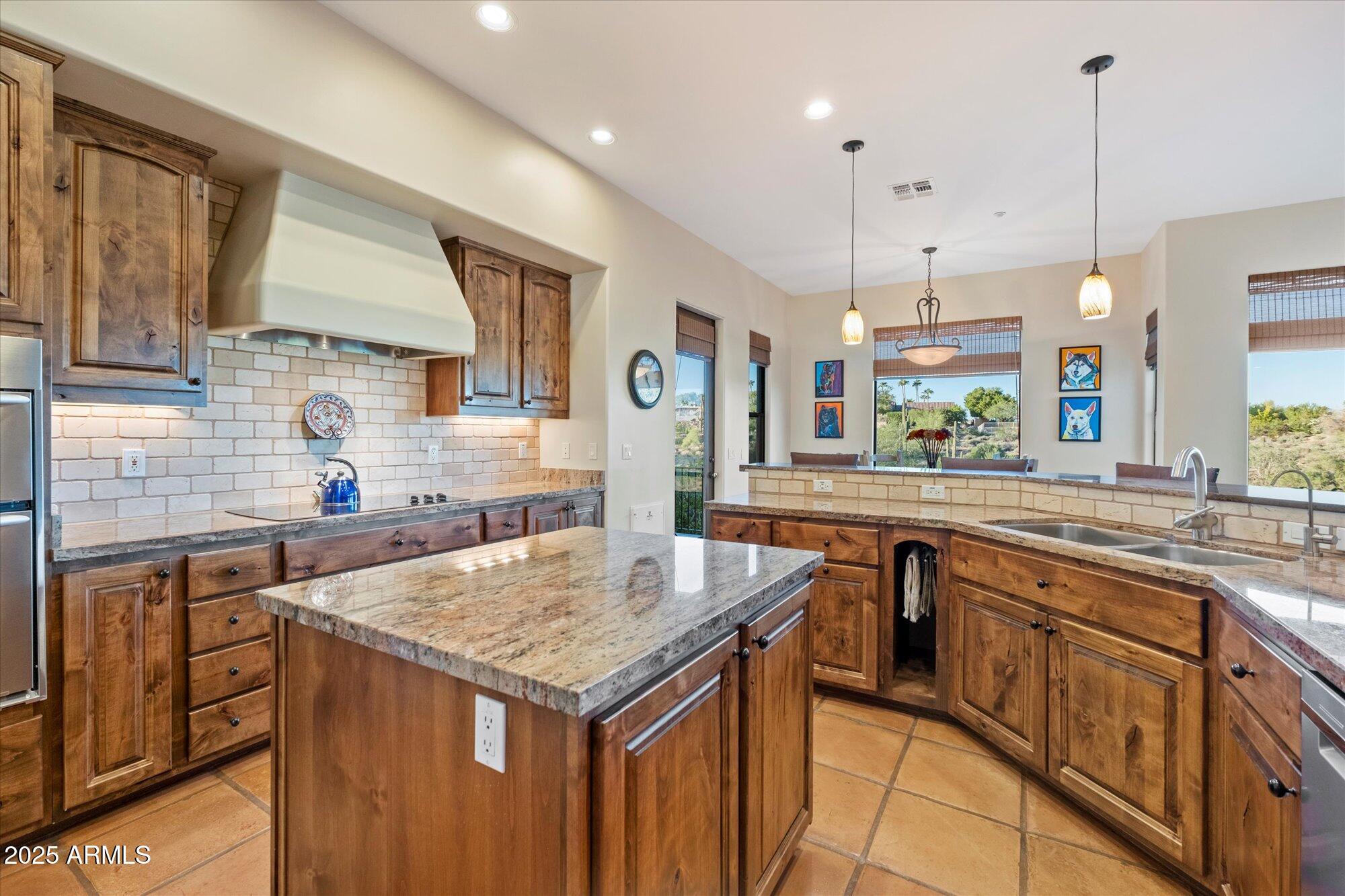 16052 E Pincushion Way