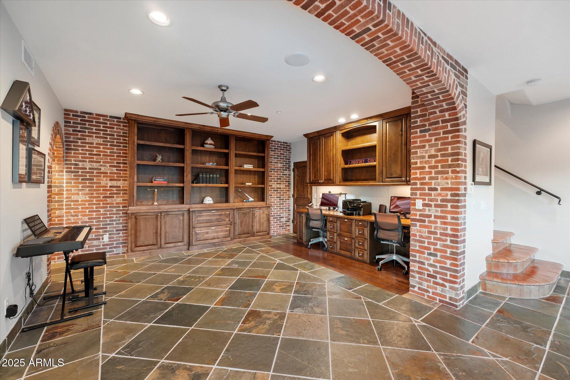 16052 E Pincushion Way