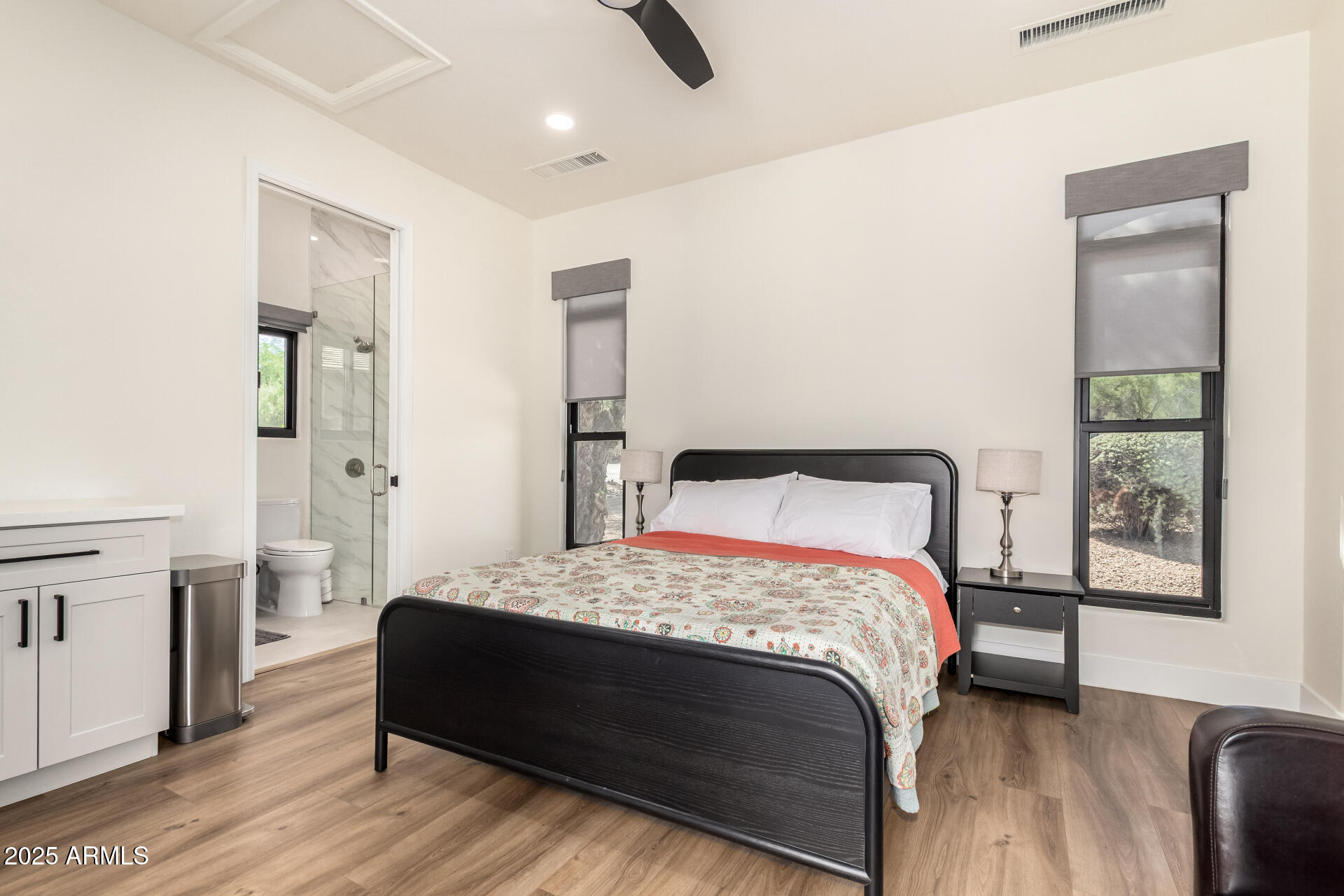 7160 E RIDGEVIEW Place